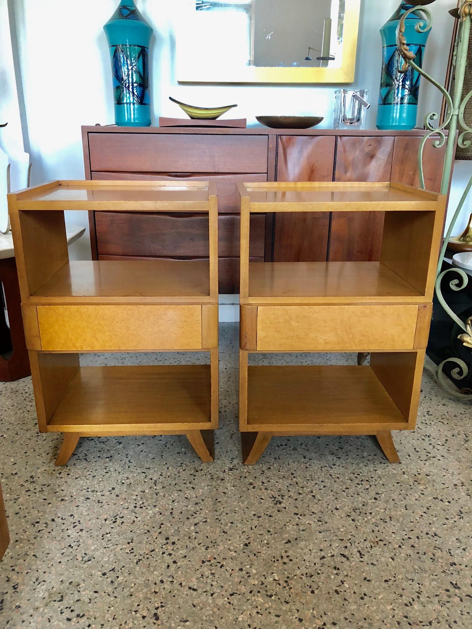 Pair of Elegant Nightstands by E.Saarinen for Northern Furniture/Rway Art Deco 2