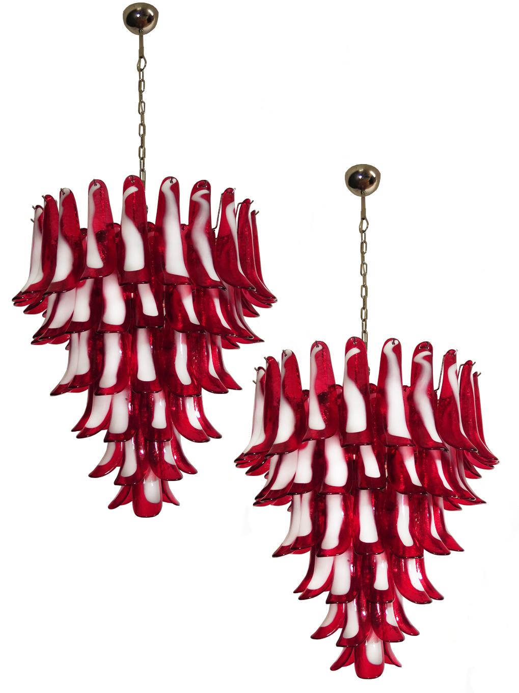 Late 20th Century Pair of Elegant Petal Chandeliers, Murano