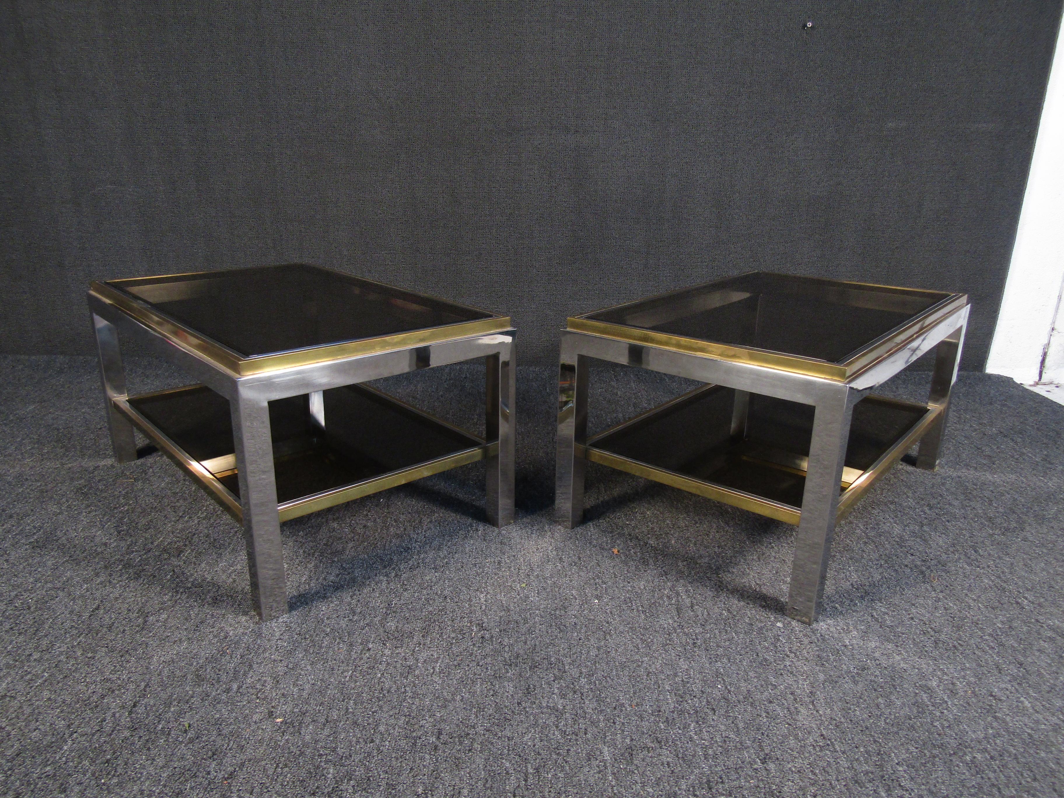 Pair of Elegant Side Tables by Willy Rizzo In Good Condition In Brooklyn, NY