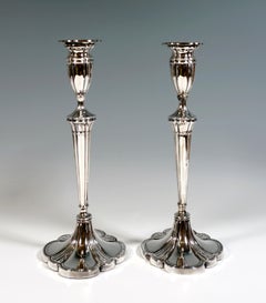 Pair of Elegant Silver 925 Candle Holders, London, England, 20th Century