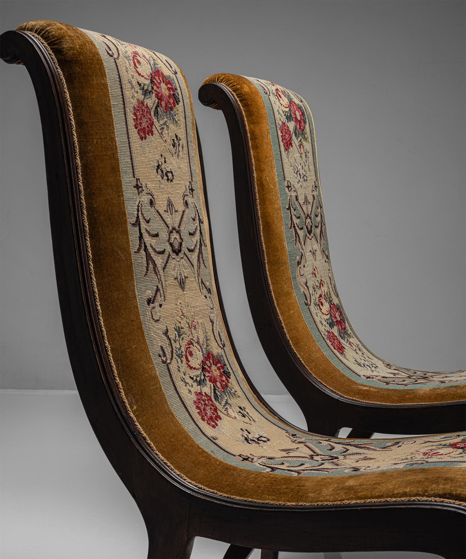 French Pair of Elegant Tapestry Chairs, France circa 1880
