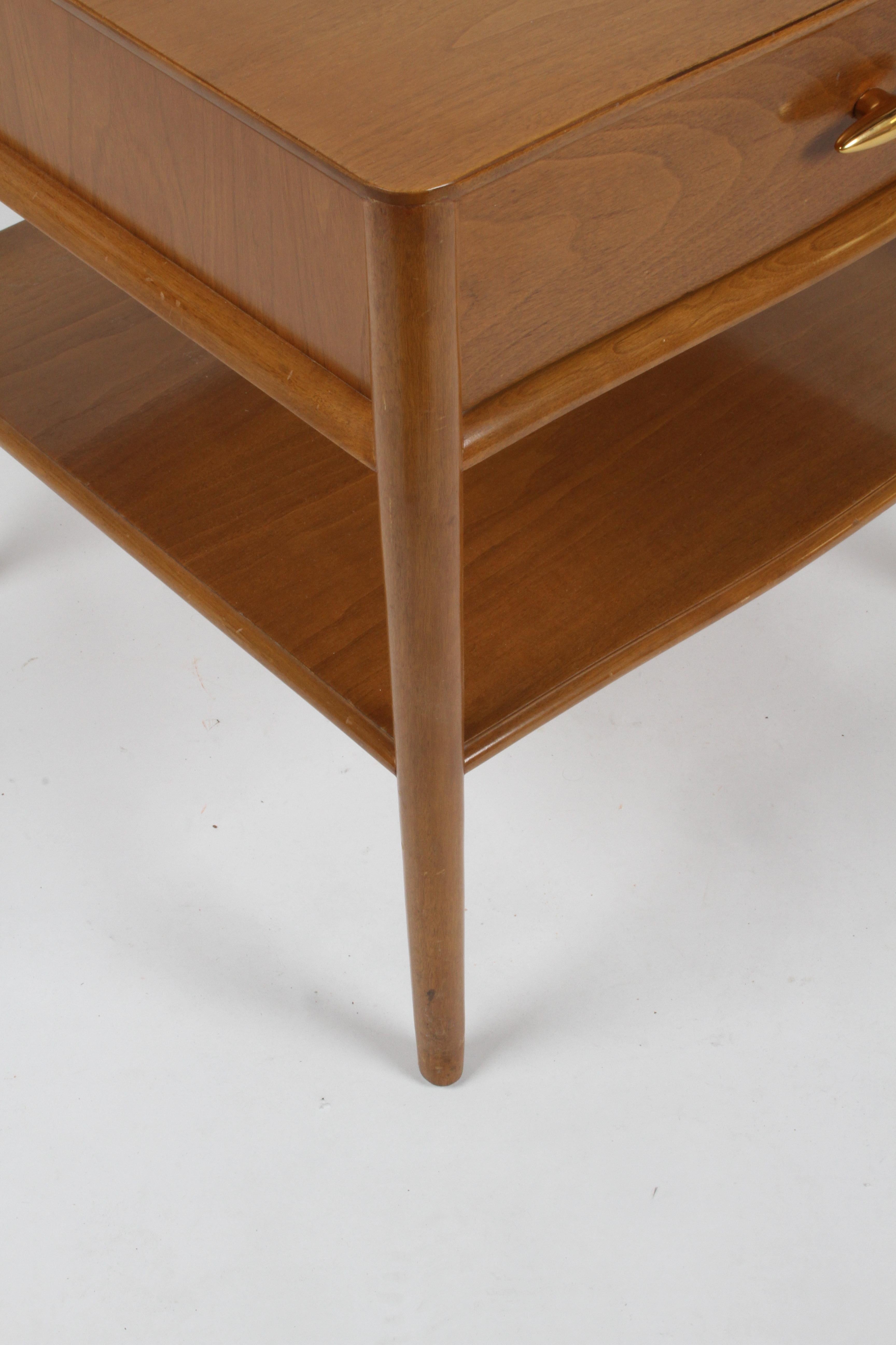 Pair of Elegant T.H. Robsjohn-Gibbings Nightstands with 22K Gold Porcelain Knobs In Good Condition In St. Louis, MO