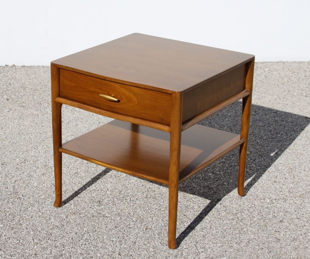 Mid-Century Modern Pair of Elegant T.H. Robsjohn-Gibbings Nightstands with 24K Gold Porcelain Knobs