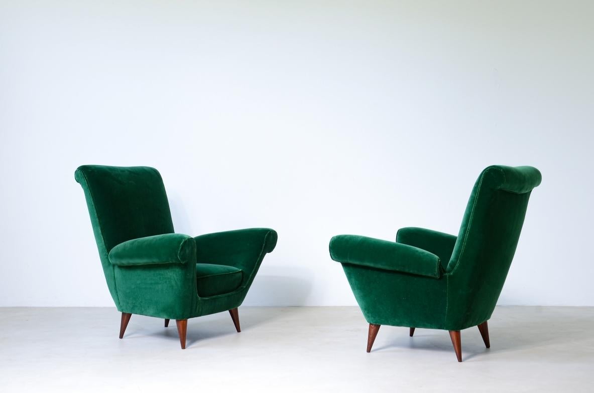 Mid-Century Modern Pair of Elegant Upholstered Velvet High Back Armchairs For Sale