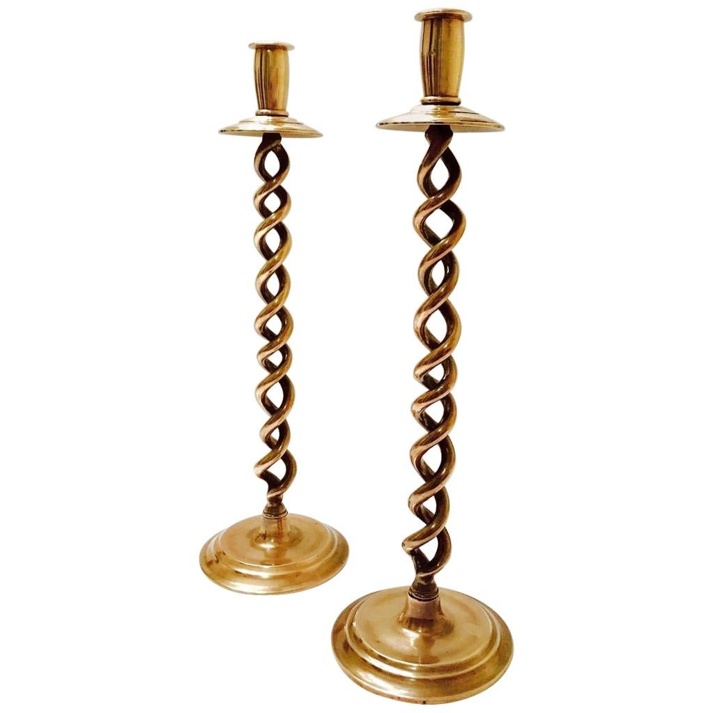 Pair of Elegant Victorian Candleholders in Braided Brass Metal