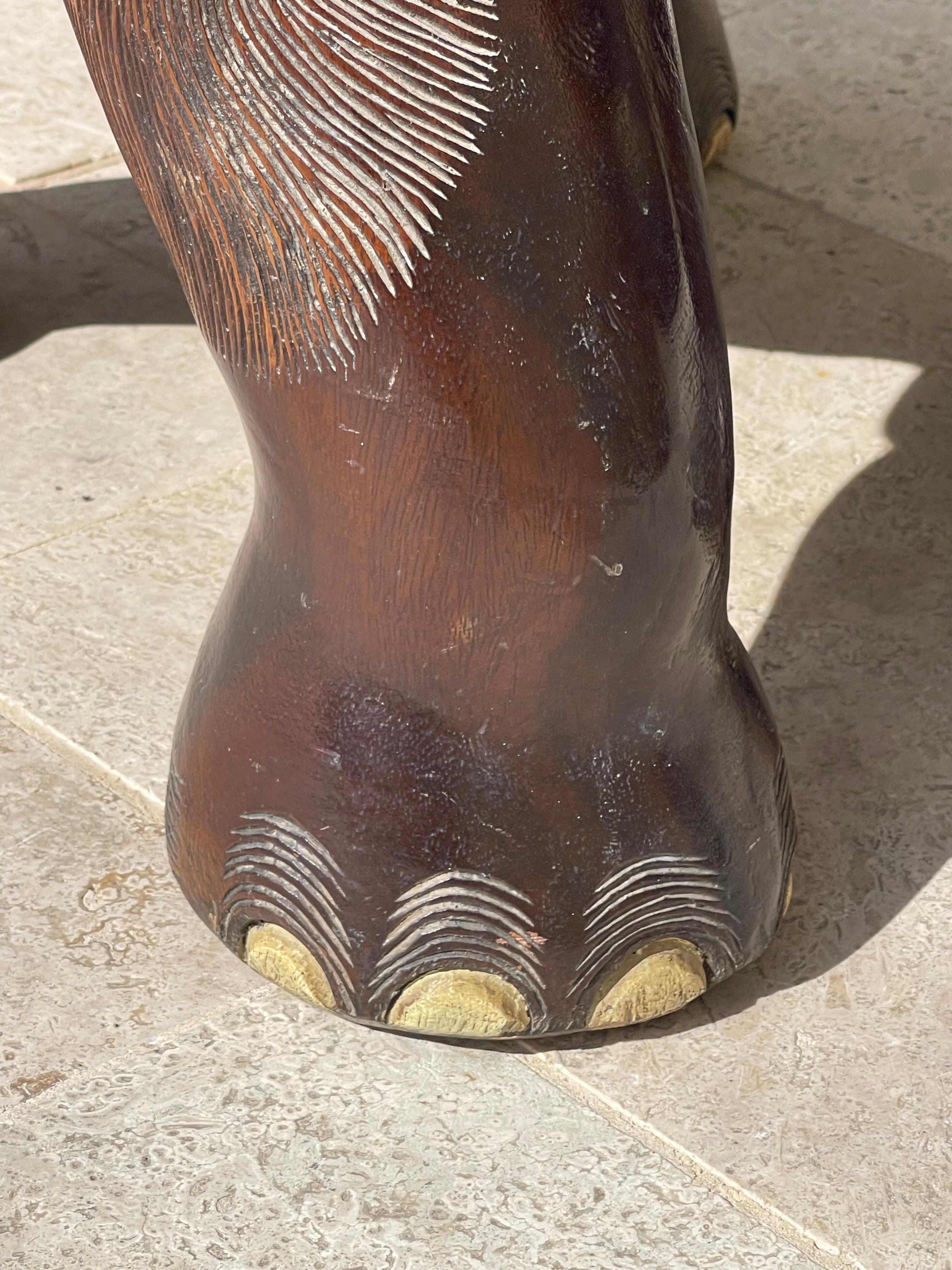 Coppia di poltrone a forma di elefante in vendita 6