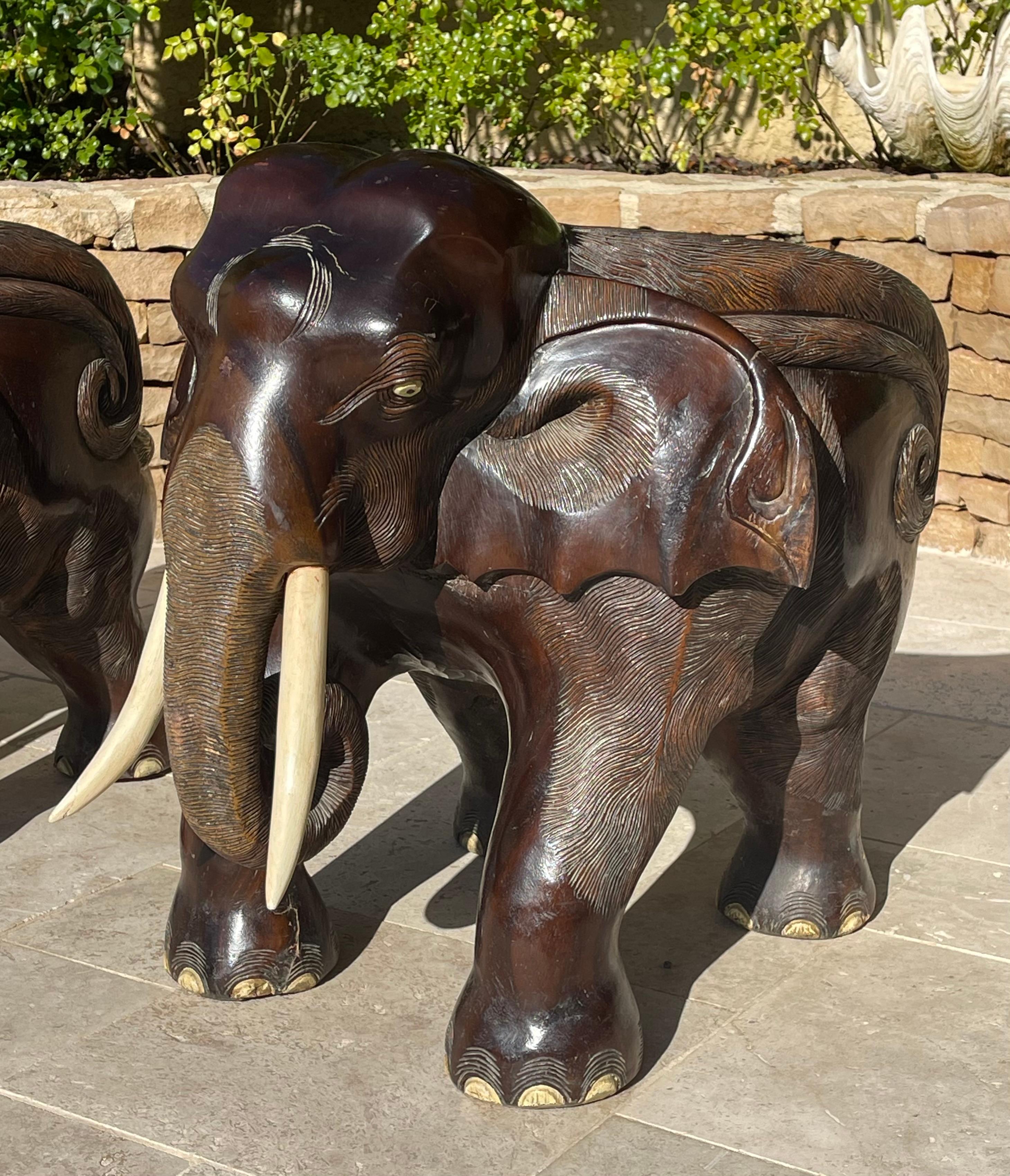 Coppia di poltrone a forma di elefante In condizioni buone in vendita a Beaune, FR