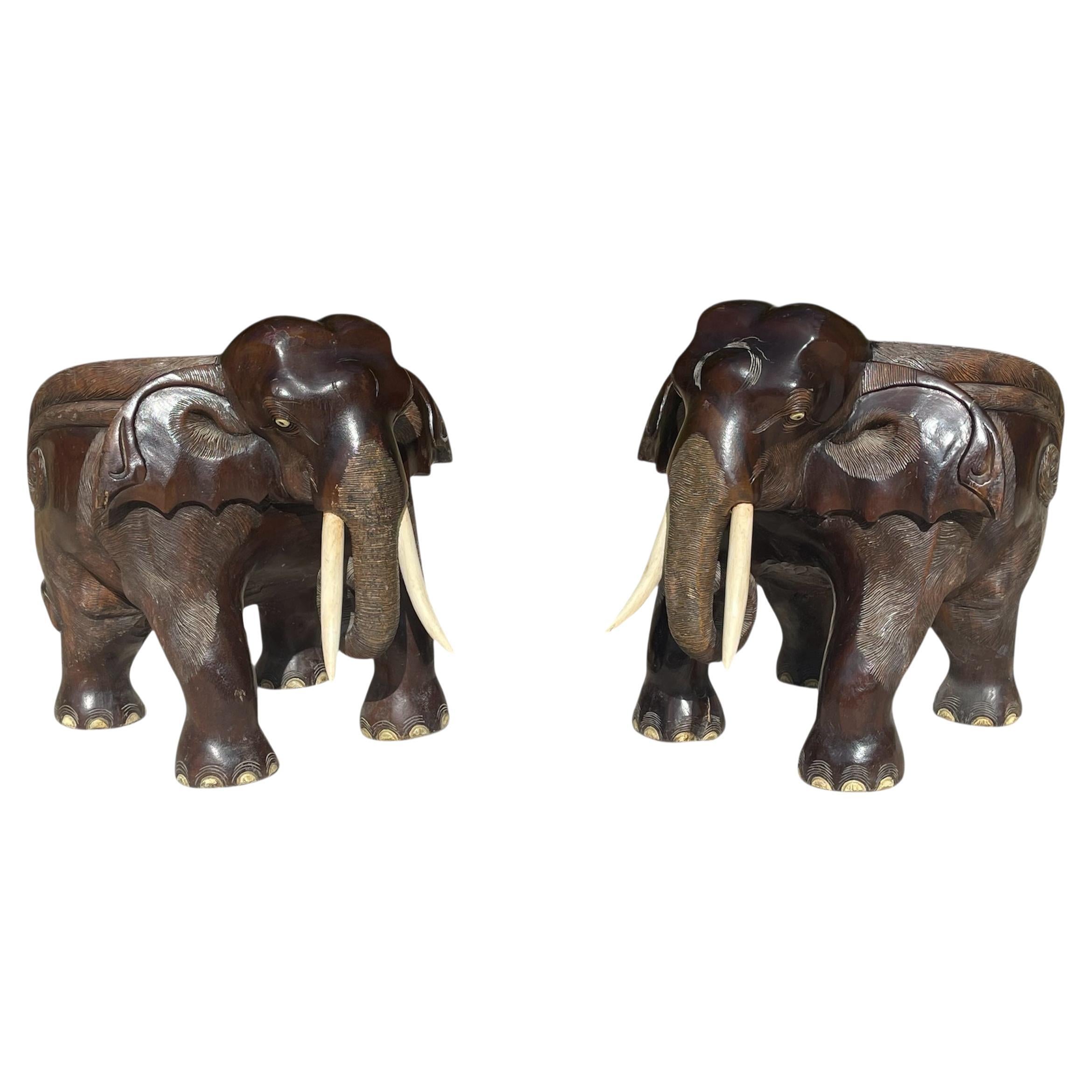 Paire de fauteuils éléphants