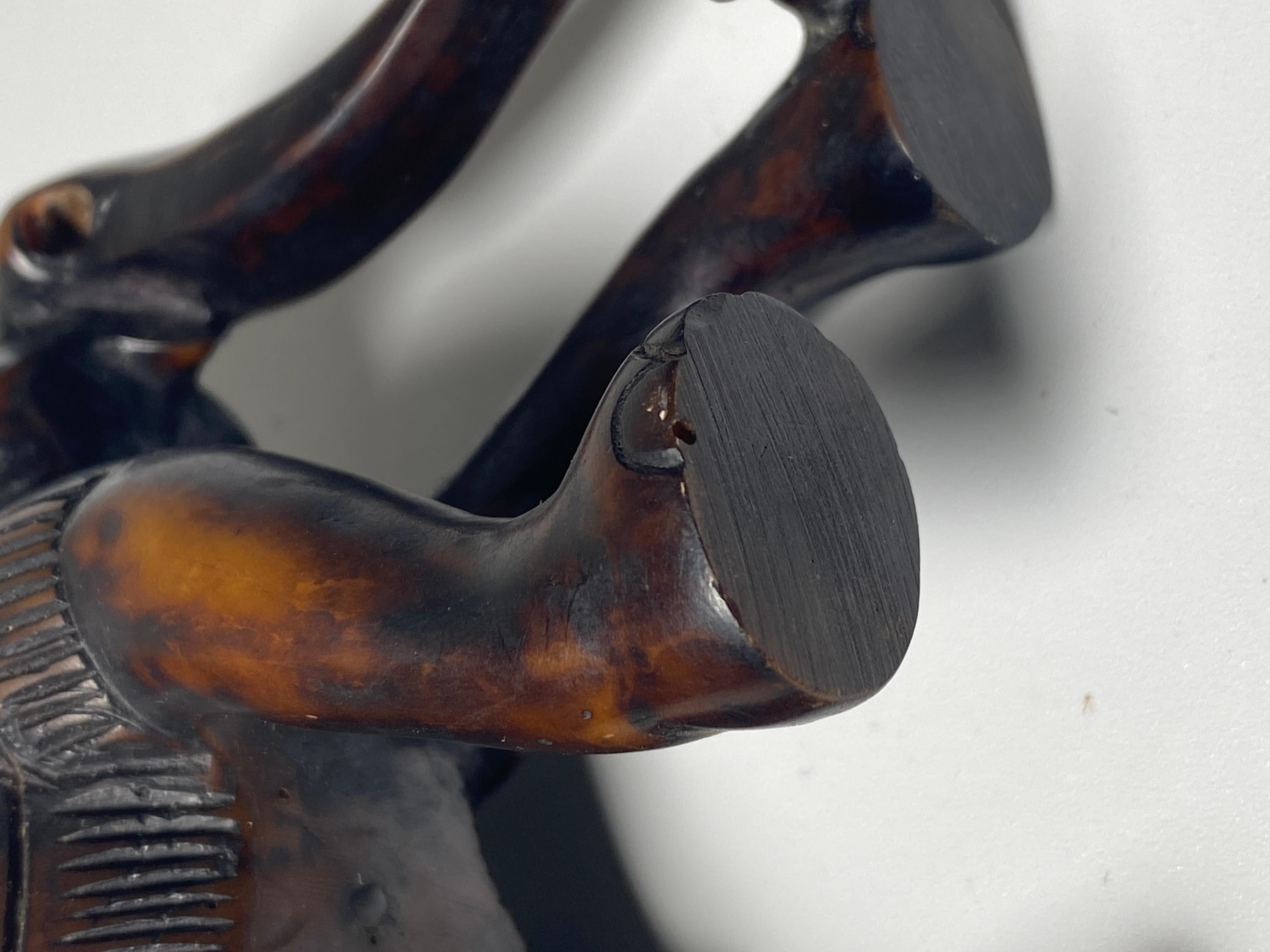 Fine XX secolo Coppia di sculture di elefanti, in ceramica, colore marrone, Made in France circa 1970 in vendita