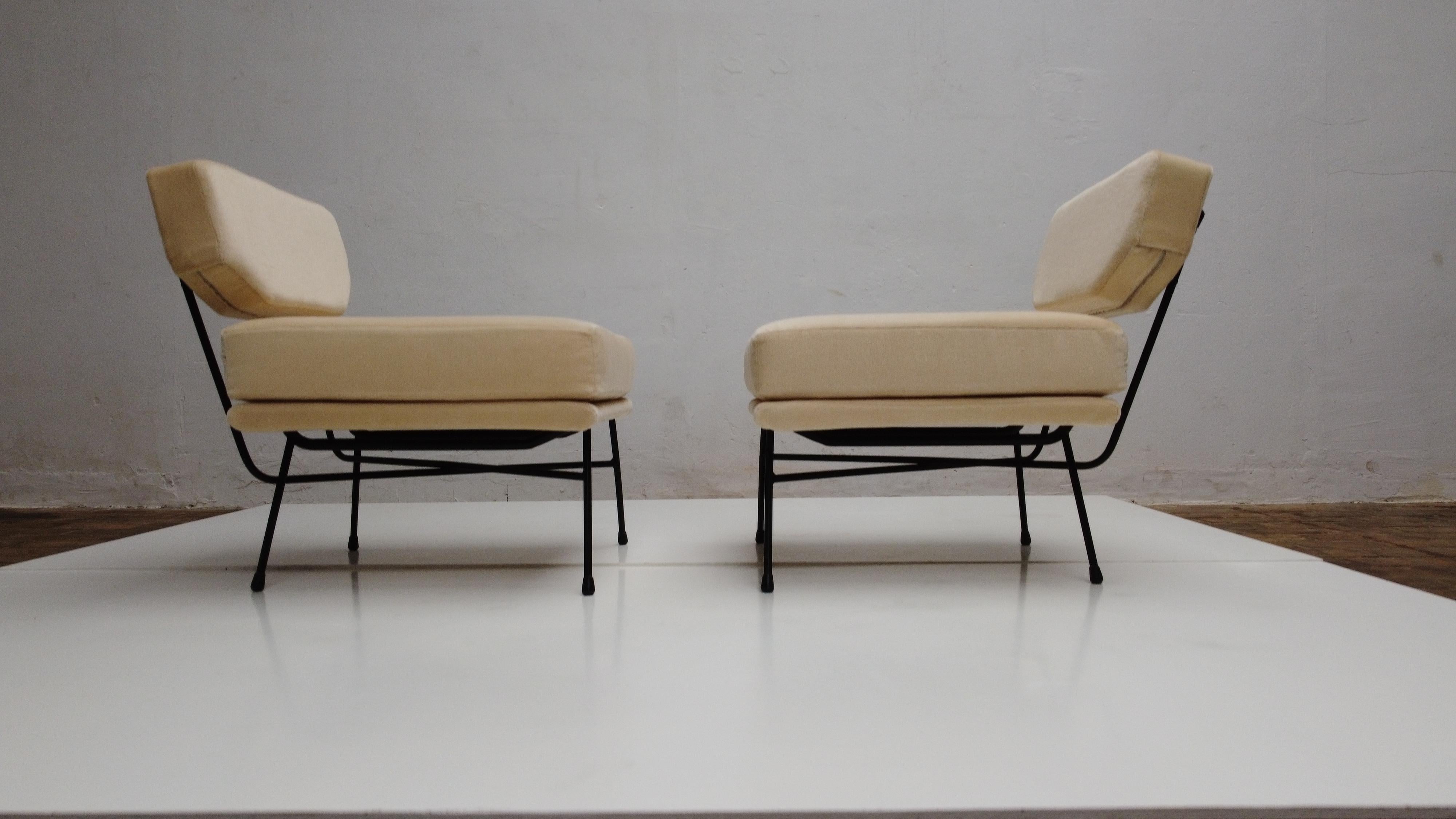 Pair of 'Elettra' Lounge Chairs by BBPR, Arflex, Italy 1953, Compasso D'Oro 1954 For Sale 4