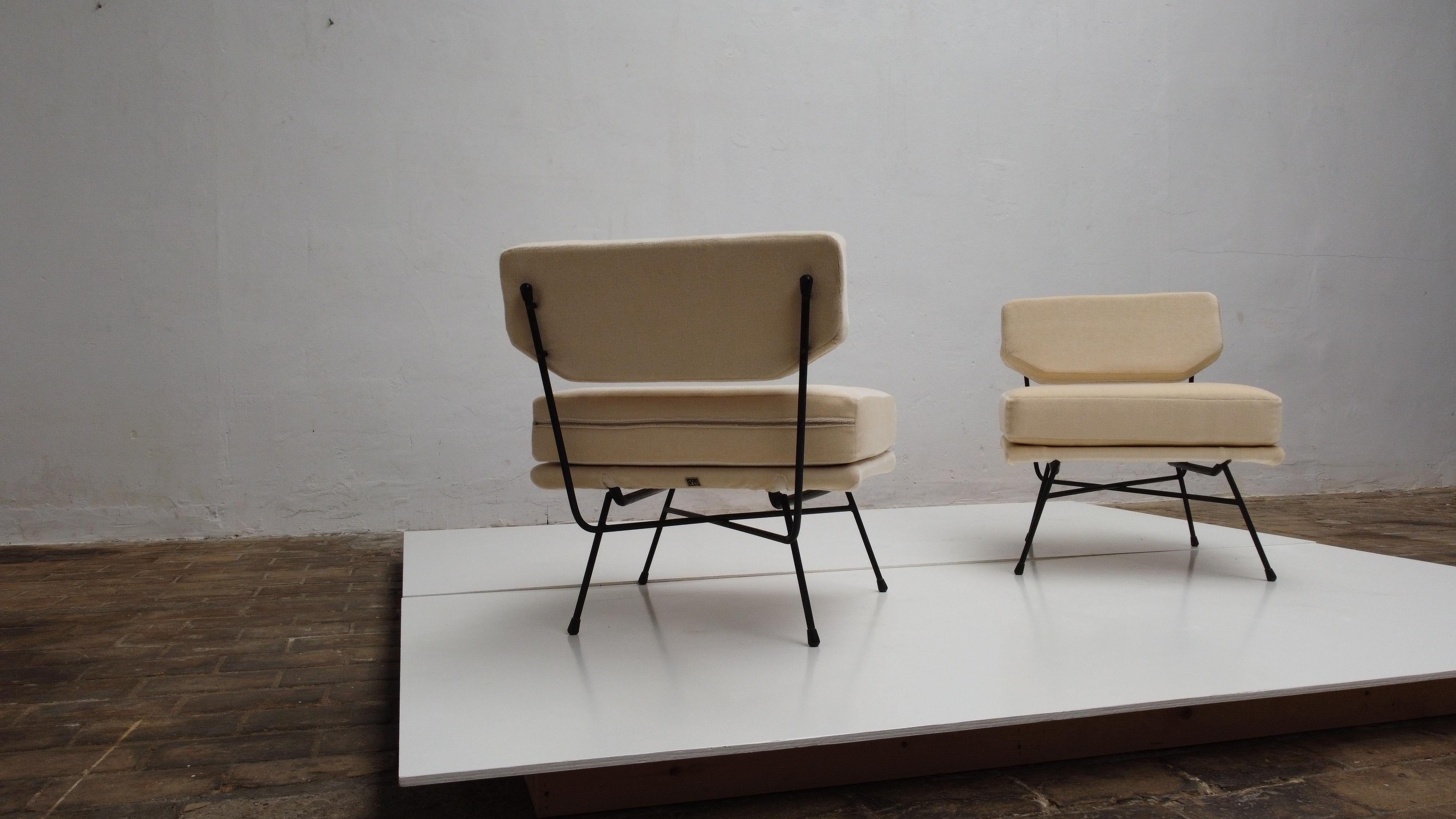 Italian Pair of 'Elettra' Lounge Chairs by BBPR, Arflex, Italy 1953, Compasso D'Oro 1954