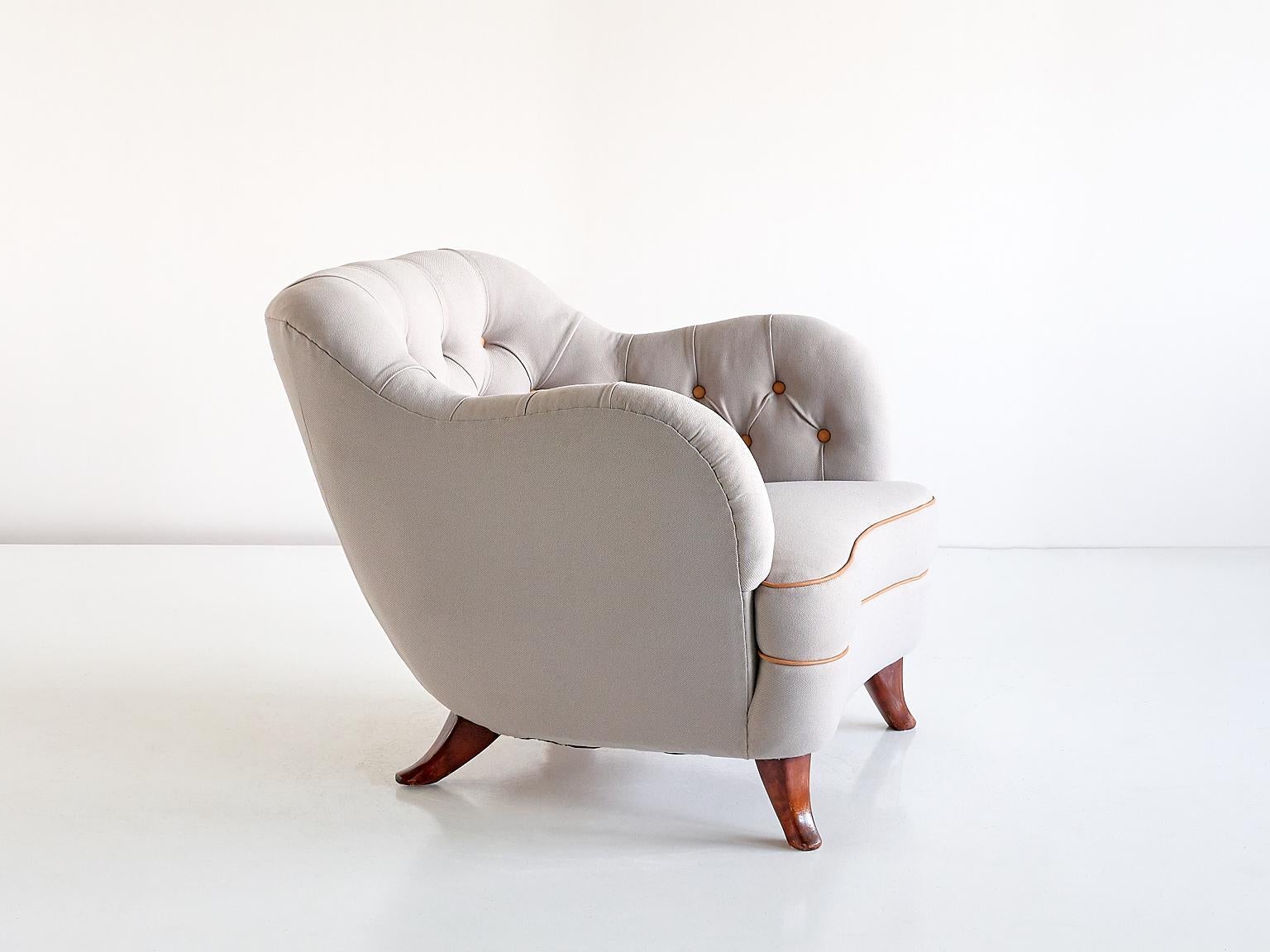 Paire de fauteuils Elias Svedberg pour Nordiska Kompaniet, Suède, années 1940 en vente 1