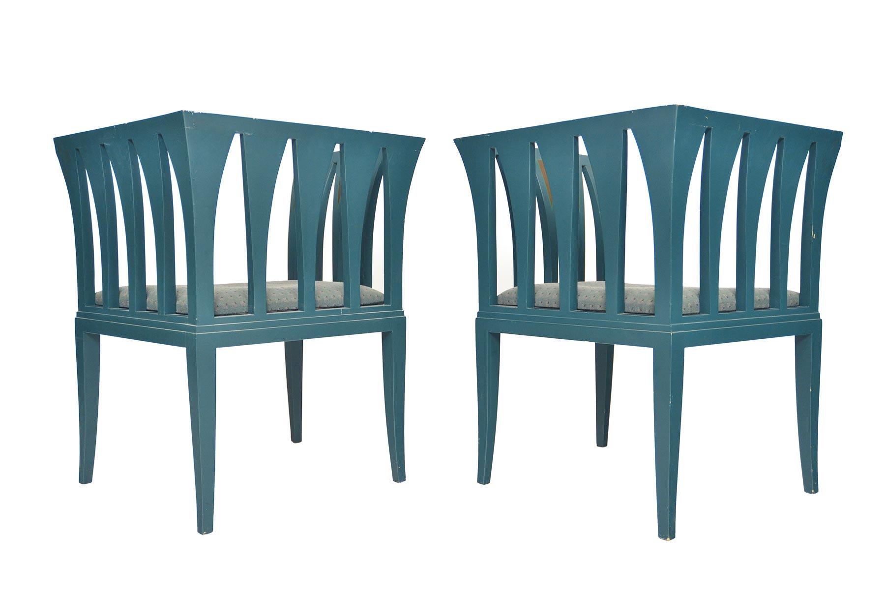Ein Paar blaue Stühle Modell 275 von Eliel Saarinen (Adelta:: Finnland) (Finnisch)