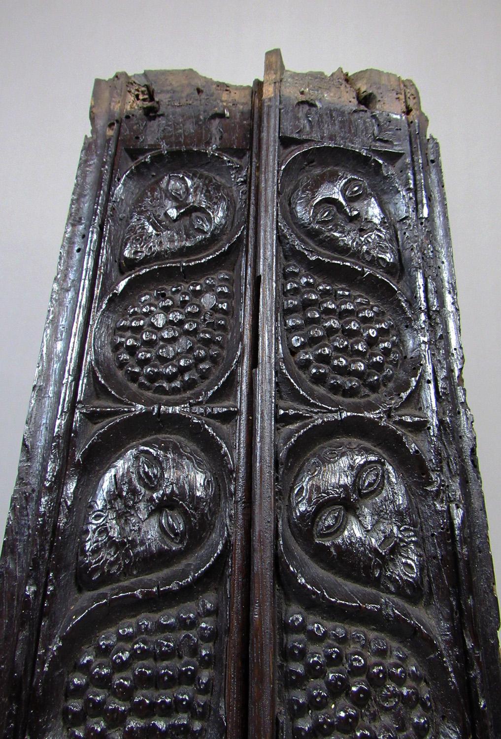 18th Century and Earlier Pair of Elizabethan Gothic Oak Carved Panels, Dated 1552