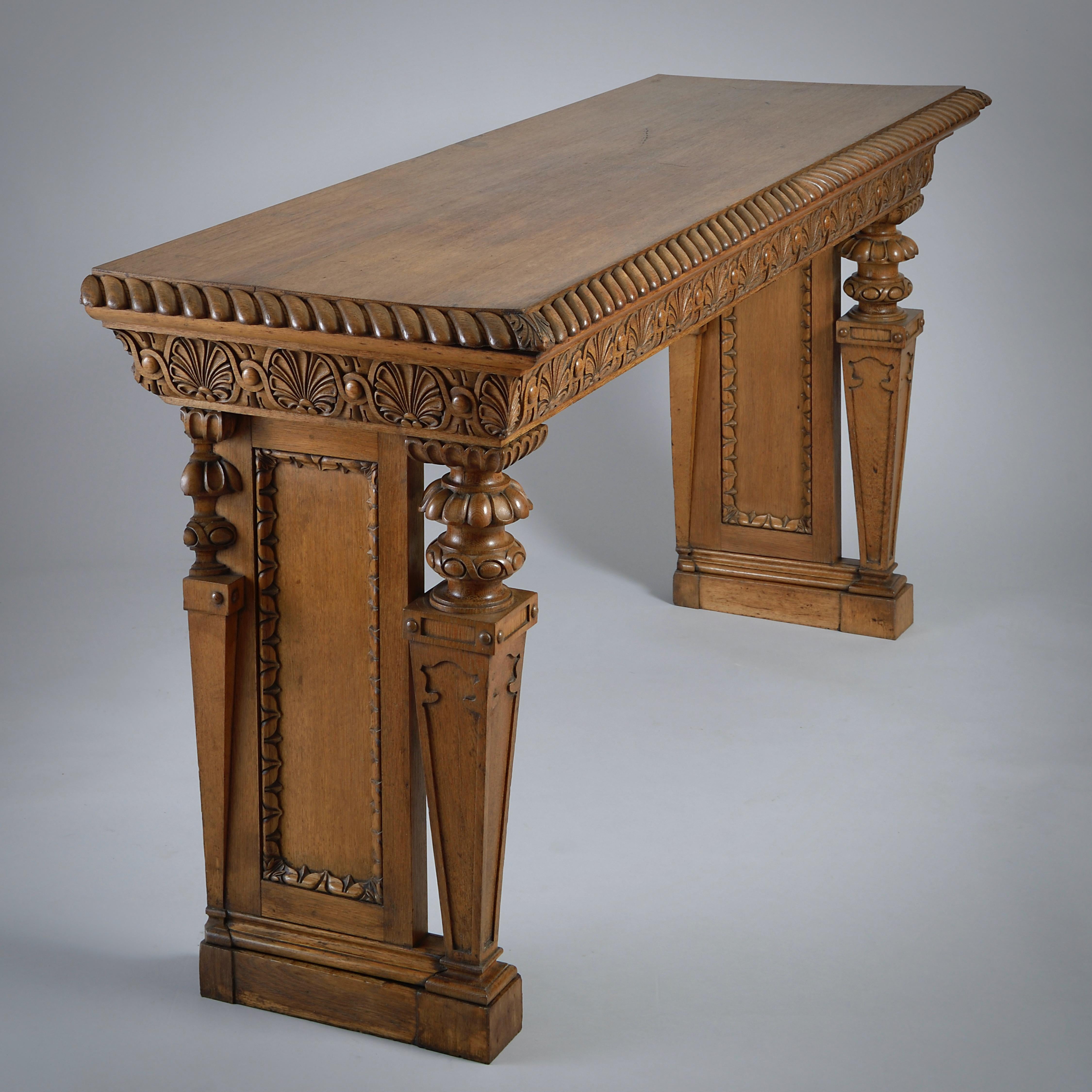19th Century Pair of Elizabethan-Revival Oak Side Tables For Sale