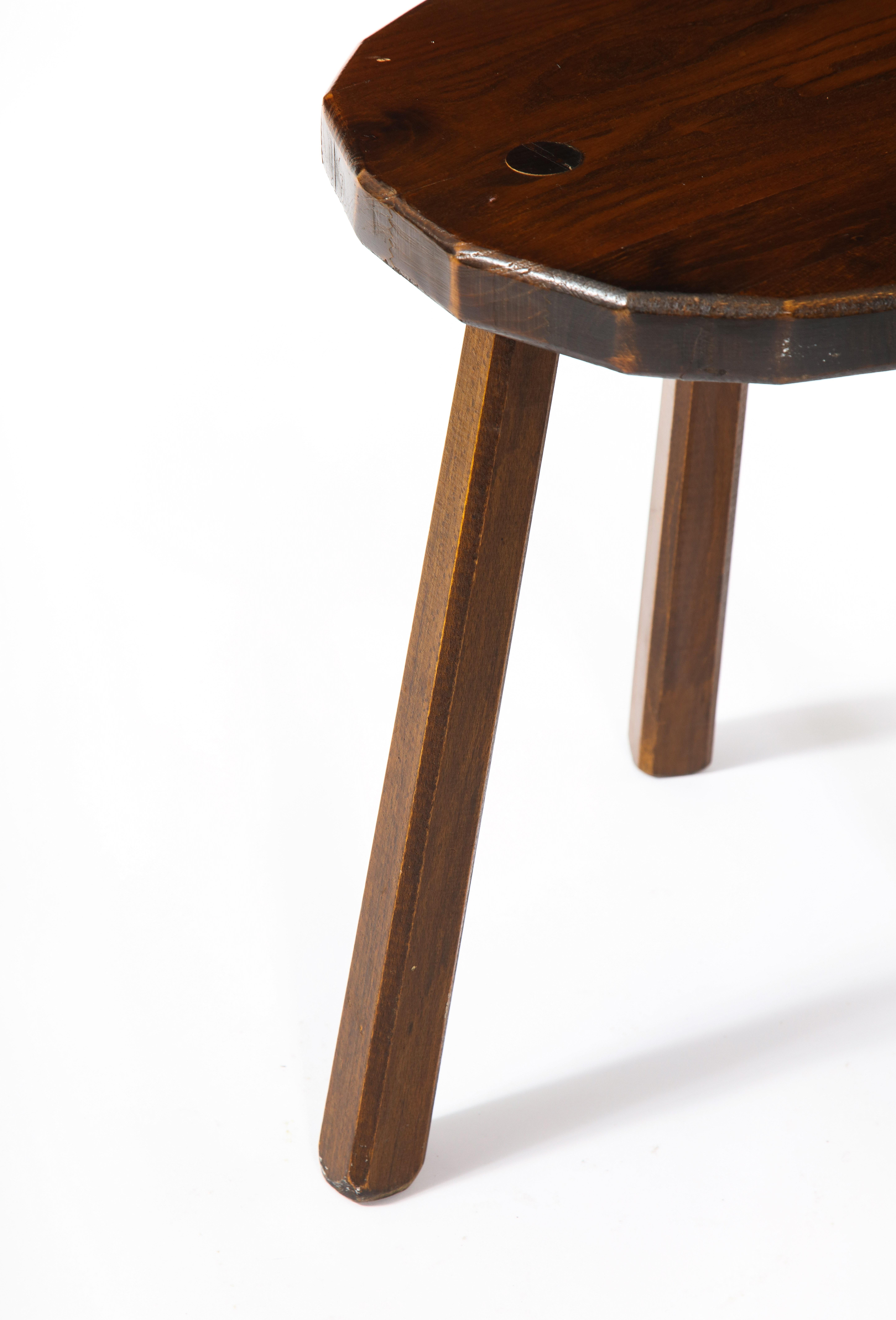 20th Century Splayed Leg Tripodal Faceted Dark Elm Stools, France 1960's For Sale