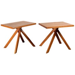 Paire de tables en orme:: modèle T27A de Pierre Chapo