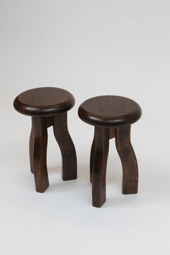 Pair of Elmwood Three Legged Brutalist Stools or Small Side Tables, France 1960s
