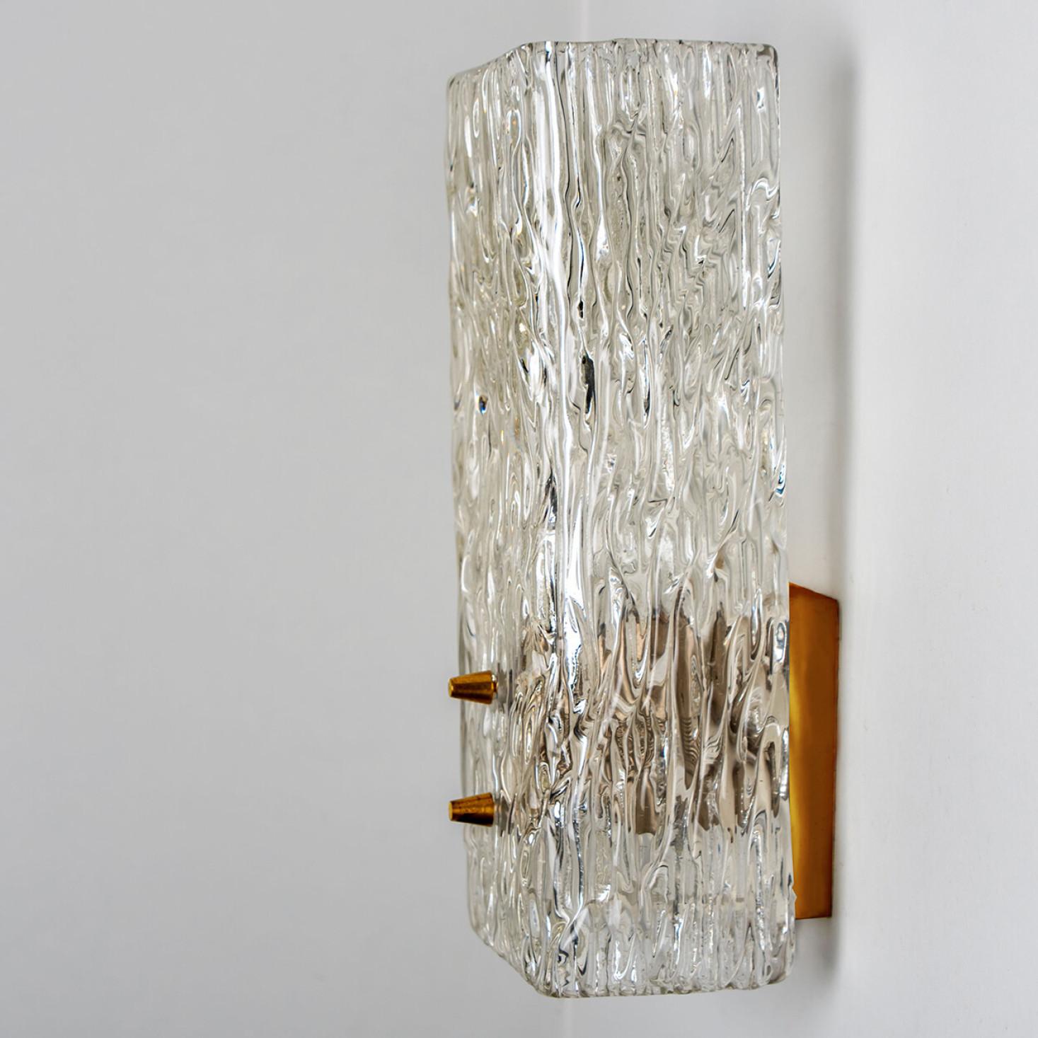 Pair of Elongated Gold Textured Glass Wall Lights by J.T. Kalmar, Austria For Sale 3