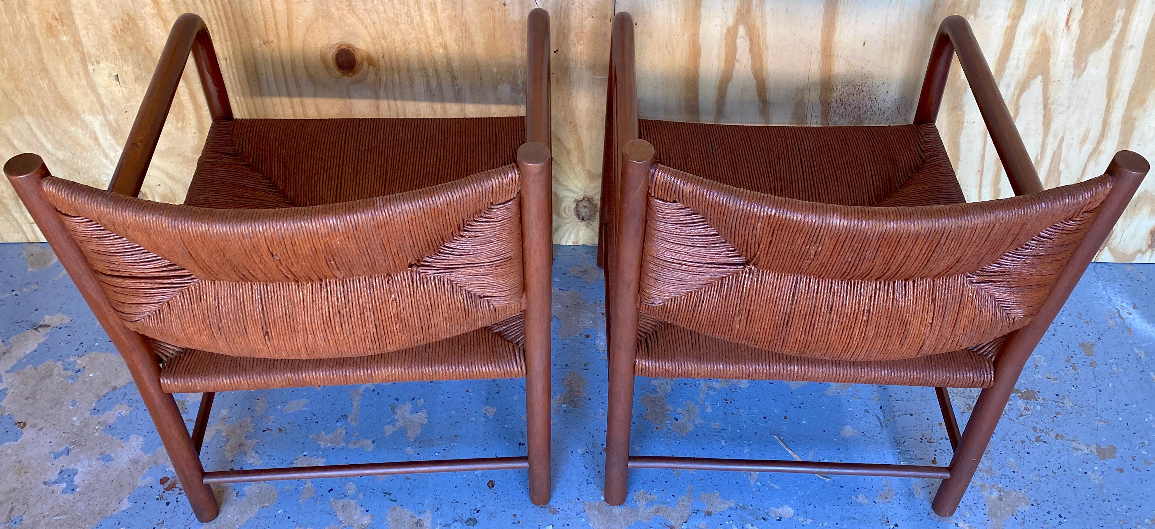 Pair of Emanuele Rambaldi Modernist Brown Lacquered Armchairs, Italy 1940s In Good Condition For Sale In West Palm Beach, FL