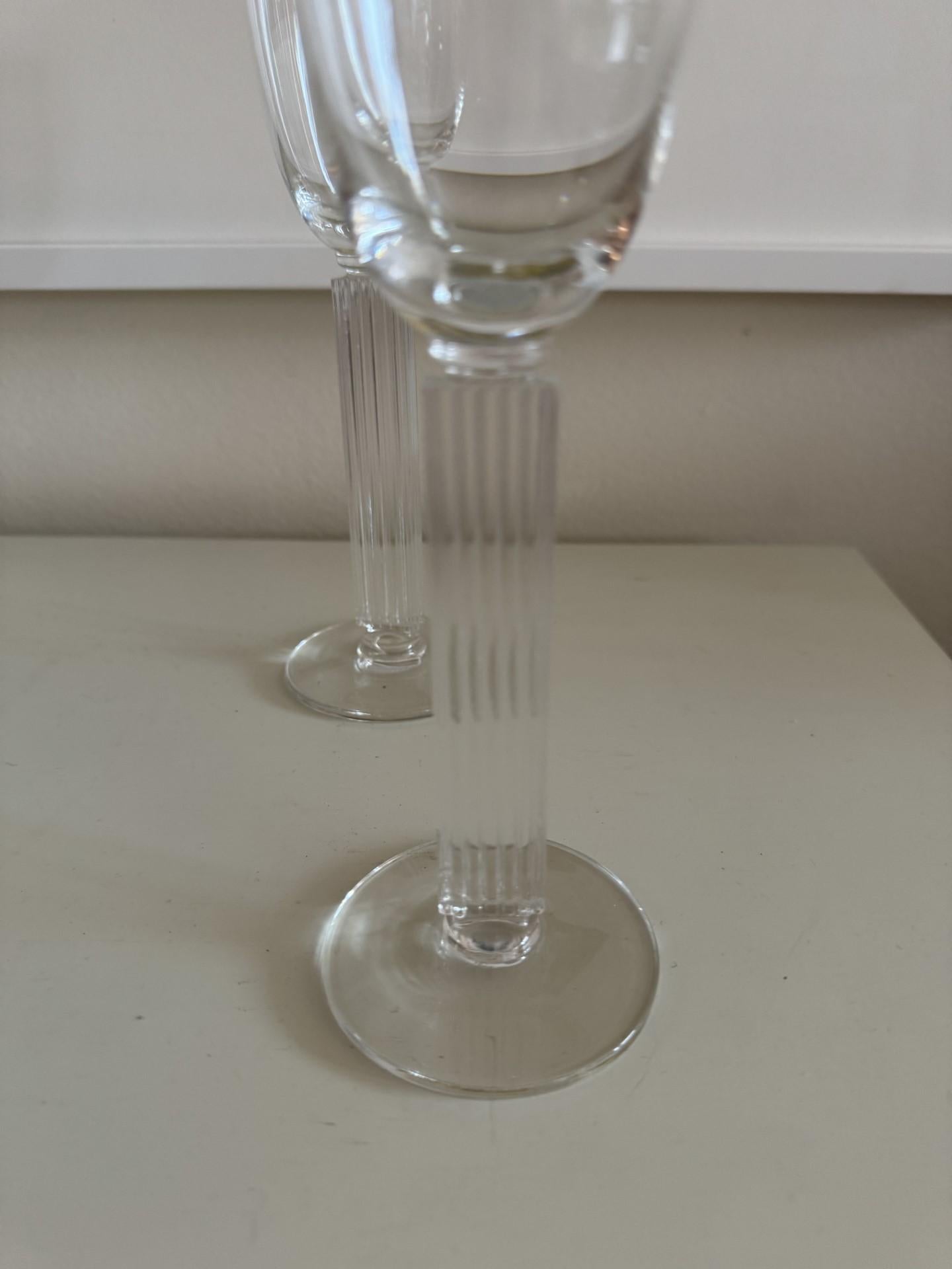 Fired Pair of Embassy Art Deco Wine Glasses by Walter Dorwin Teague. 1939 For Sale