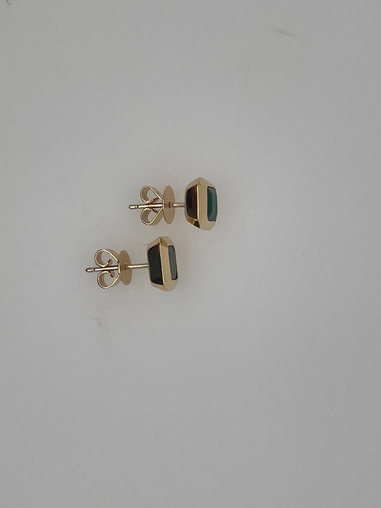 Pair of emerald earrings/ studs 18k gold studs bezel set  For Sale 5