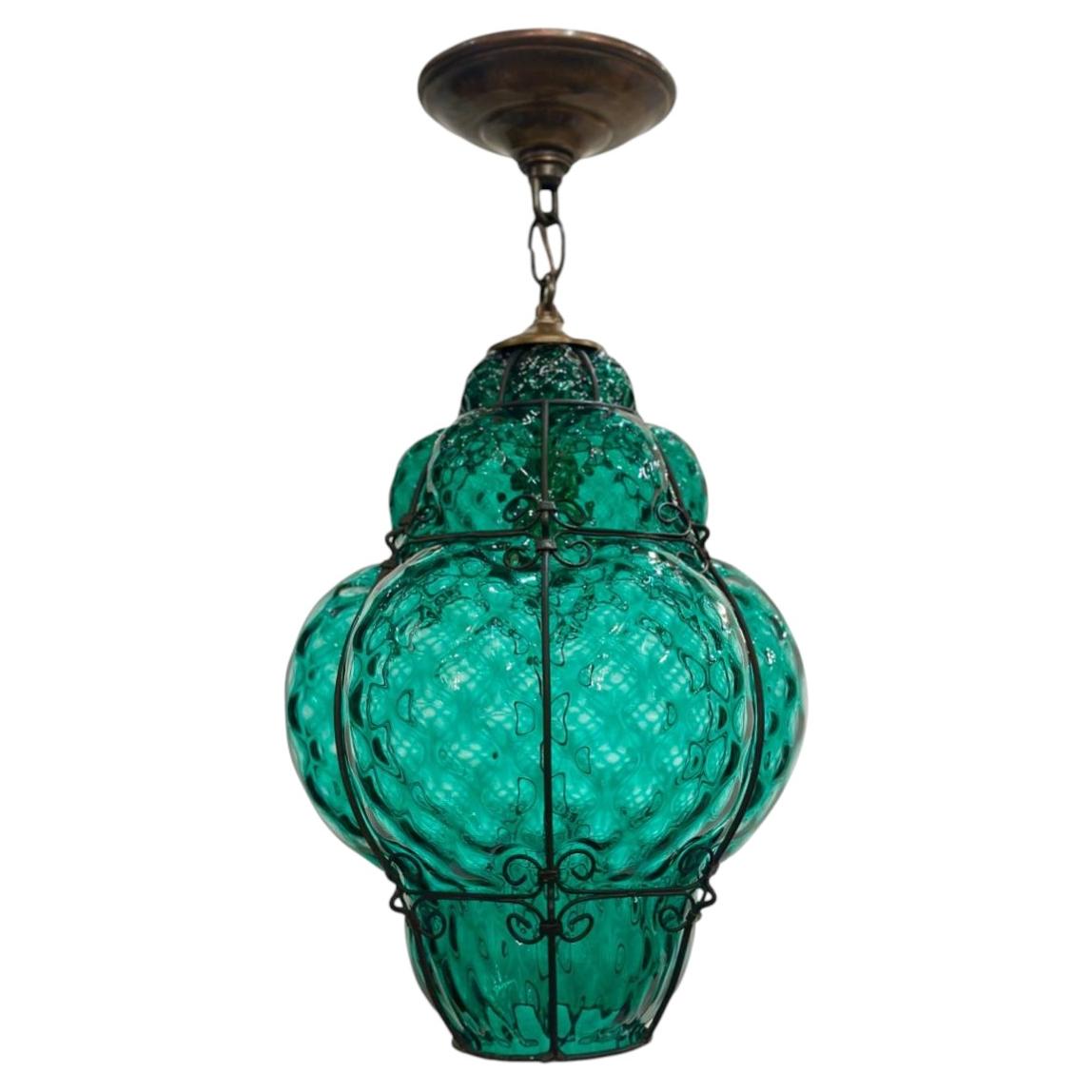 How do you identify antique railroad lanterns?