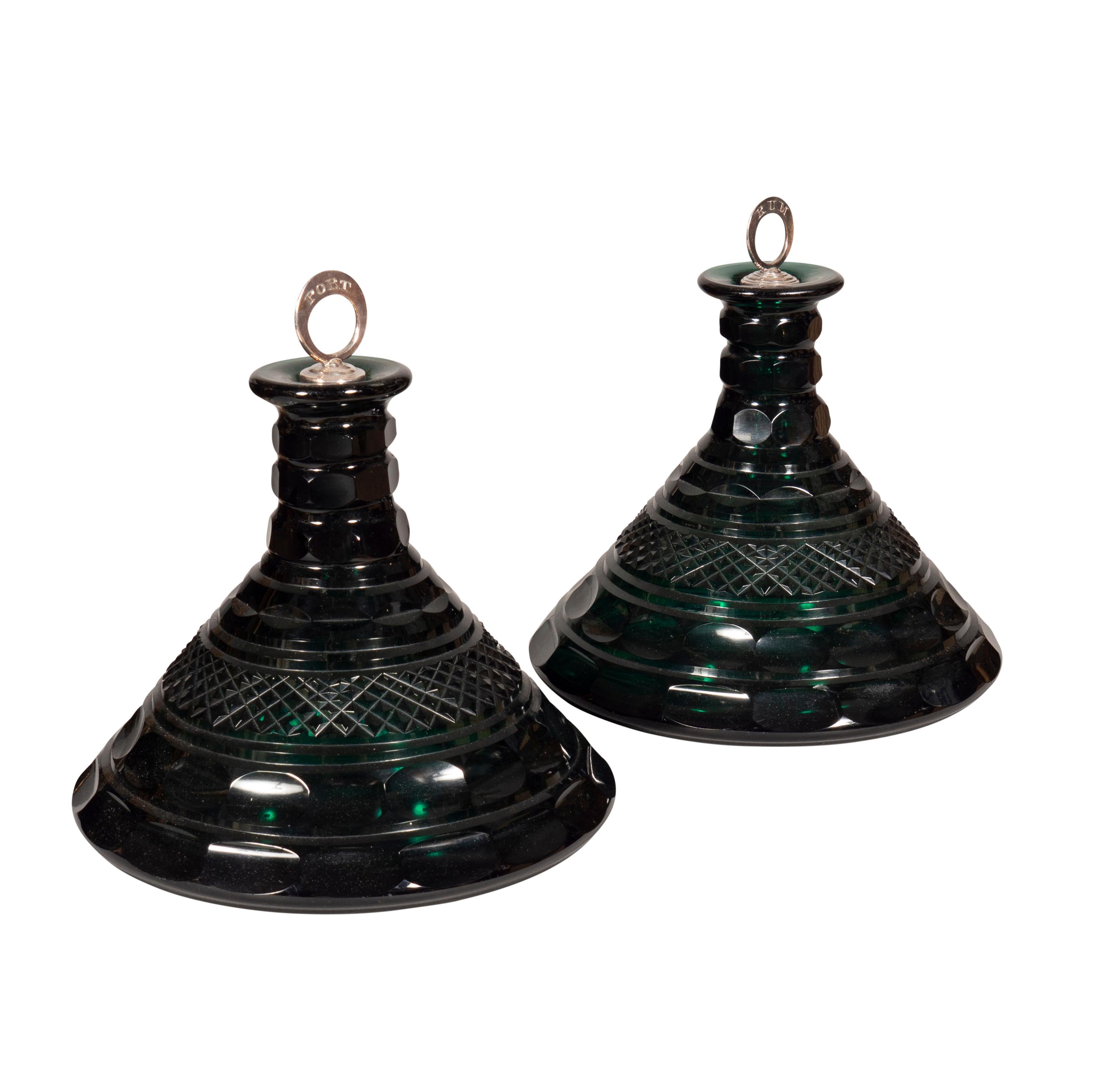 Late 19th Century Pair Of Emerald Green Cut Glass Ships Decanters For Sale