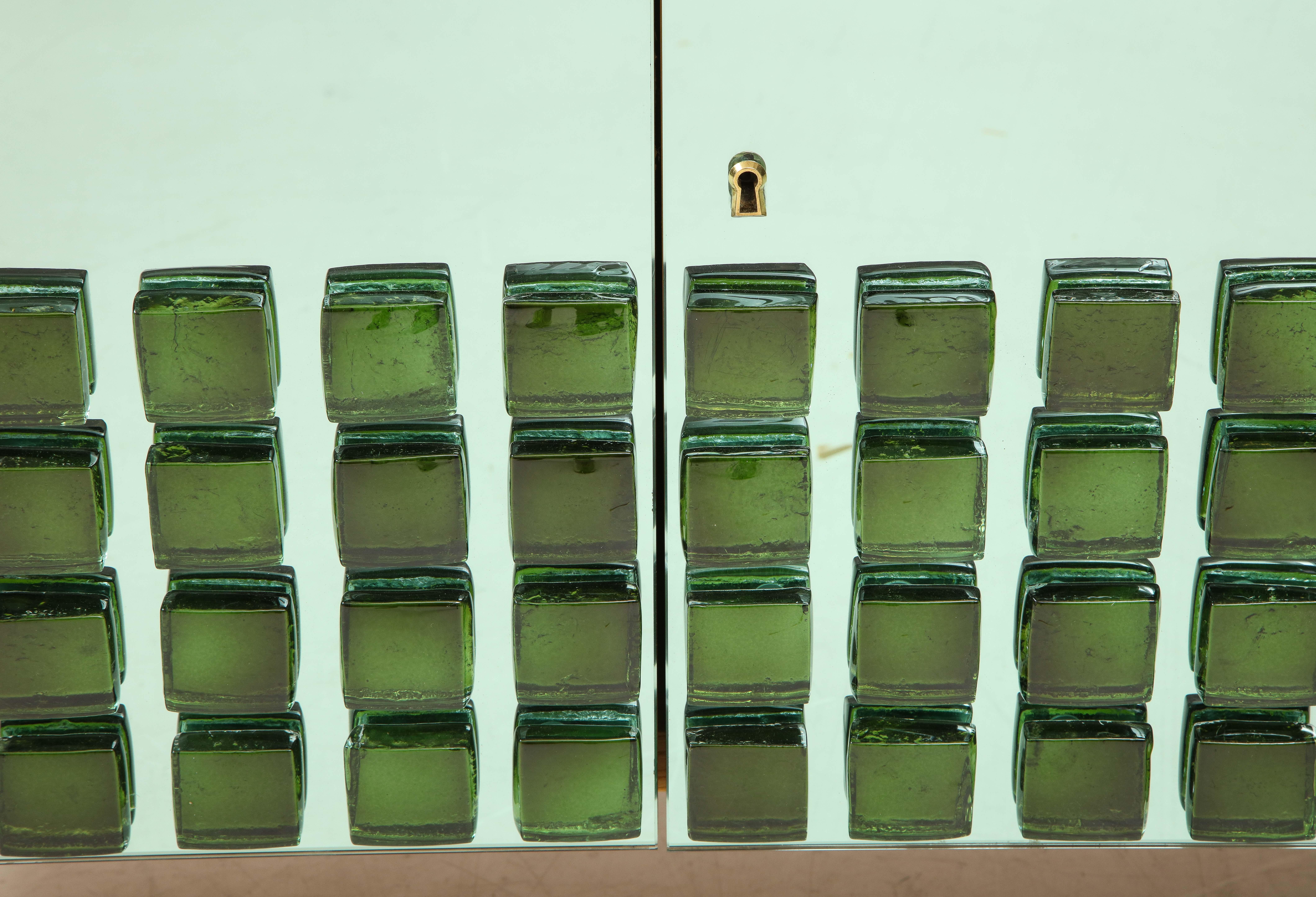 Pair of Sculptural Soft Green Mirrored and Brass Cabinets or Nightstands, Italy 1