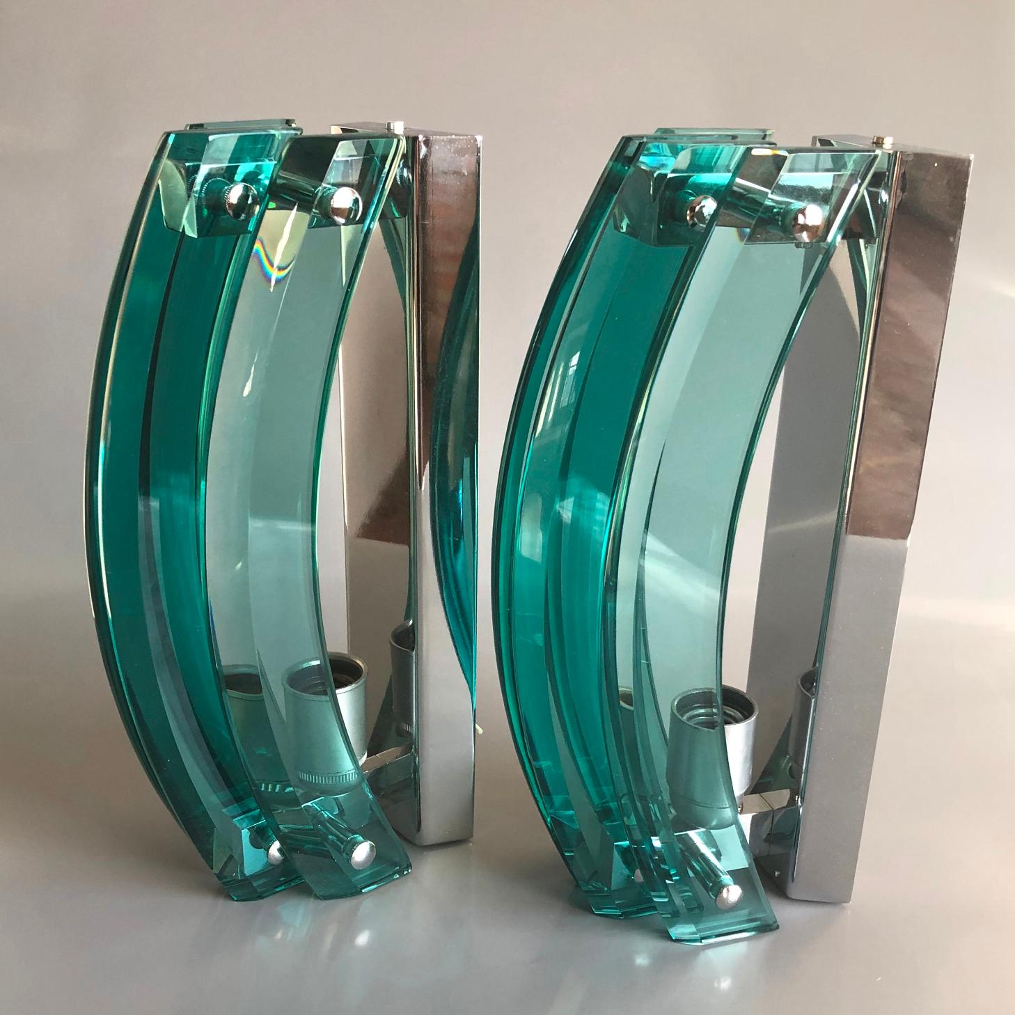 Pair of Emerald Green Murano Glass Wall Lights, Florence Italy 1970s For Sale 1
