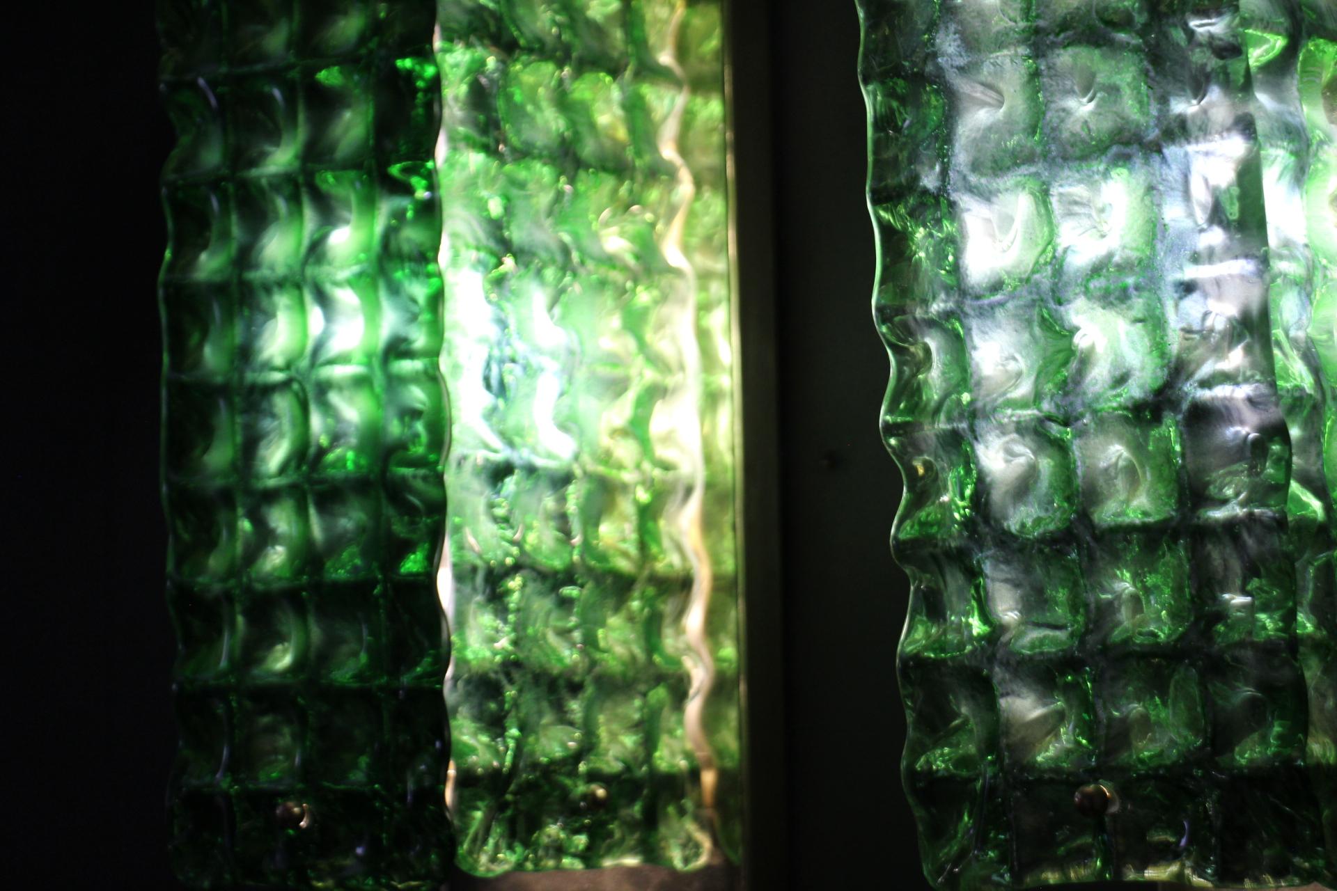 Pair of Emerald Green Textured Murano Glass Wall Lights , Mazzega Style  For Sale 8