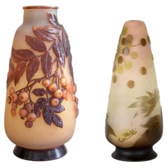 Pareja de jarrones de cristal camafeo de Emile Gallé, Art Nouveau, Siglo XX