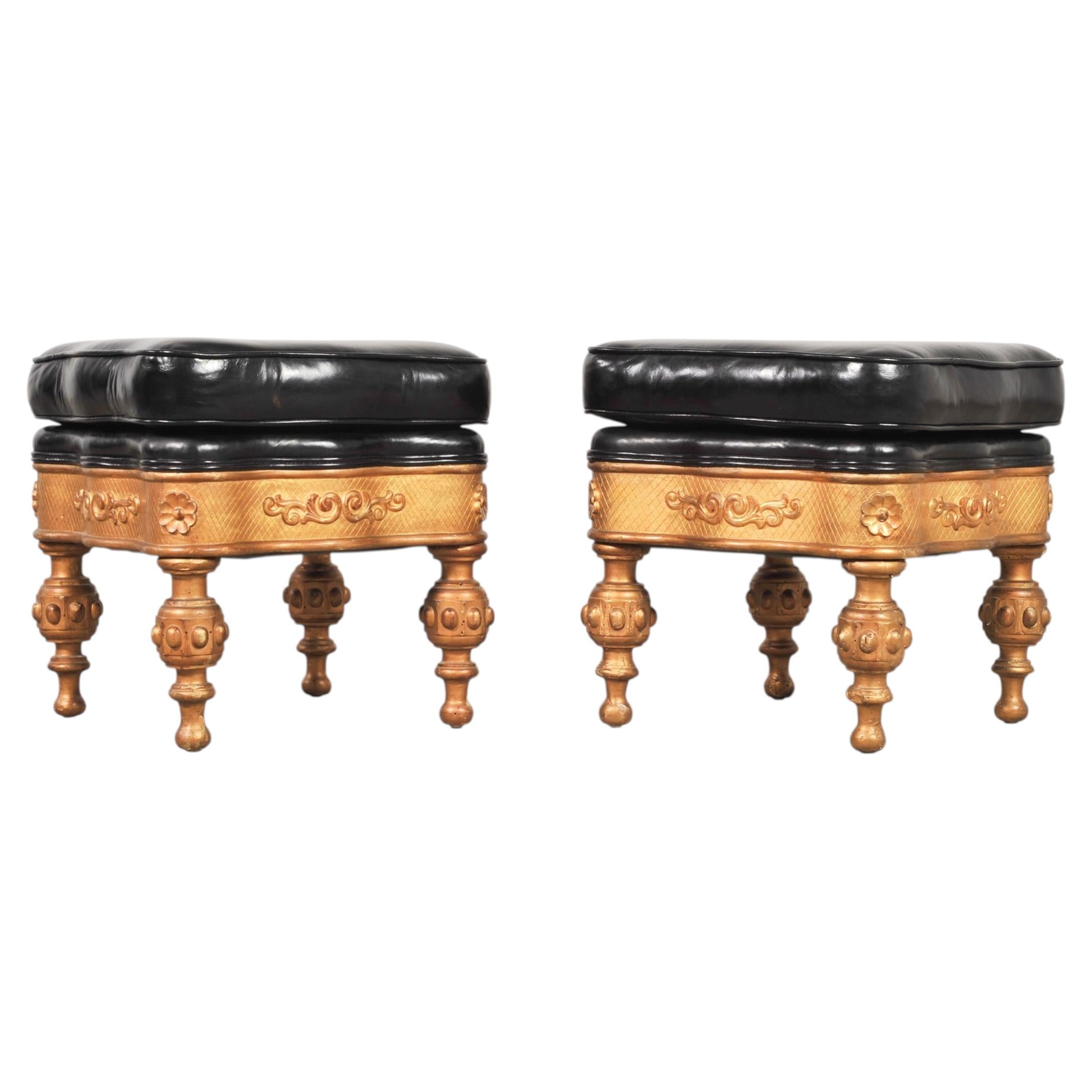 Pareja de Reposapiés Otomanos Imperio Estéticos de Cuero Giltwood