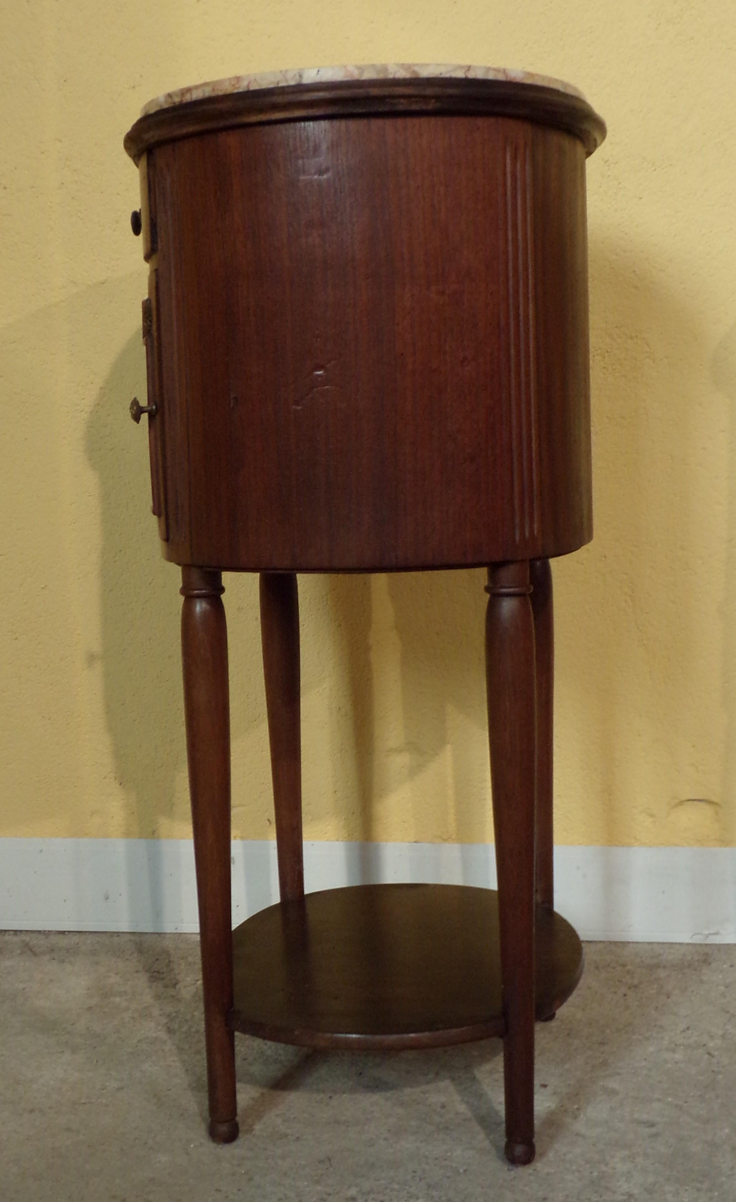 Mahogany Pair of Empire Bedside Cabinets For Sale