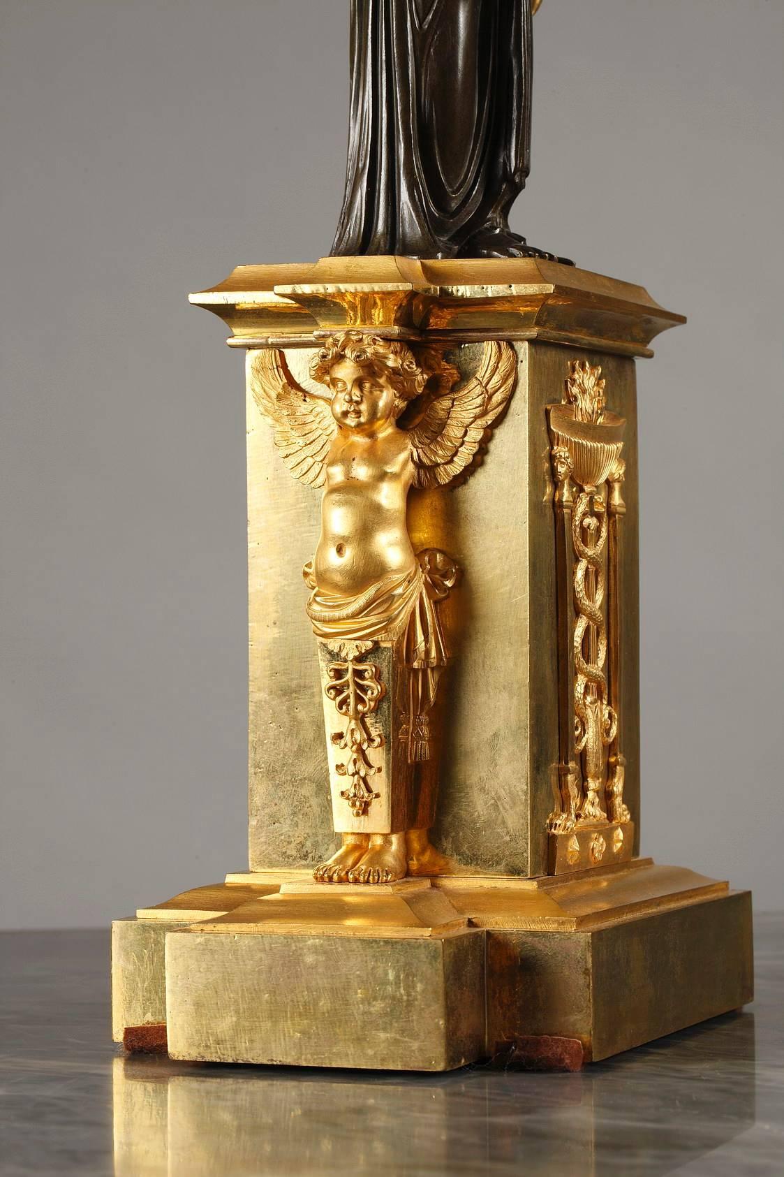 Paire de candélabres Empire à trois branches en bronze en vente 3