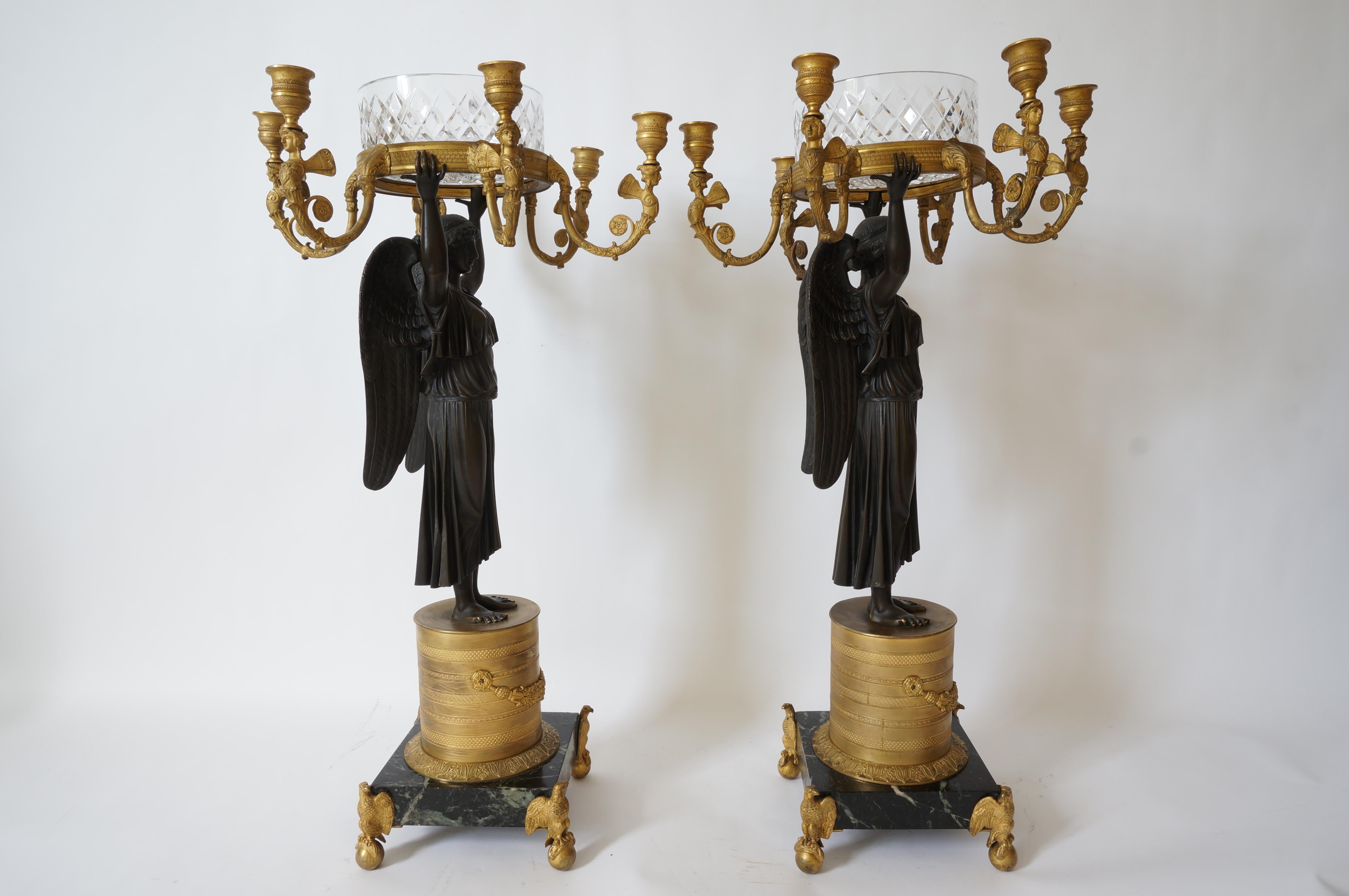 Antique Thomire style 6-candle candelabra epergne gilded and patina bronze with cut crystal bowl on dark green marble with eagle mounts from a Palm Beach estate. Palatial scope, remarkable design and elegance.

Note:Pierre-Philippe Thomire a