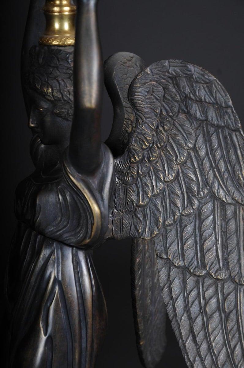Paire de candélabres/bougeoirs de style Empire en bronze d'après P. Thomire en vente 7