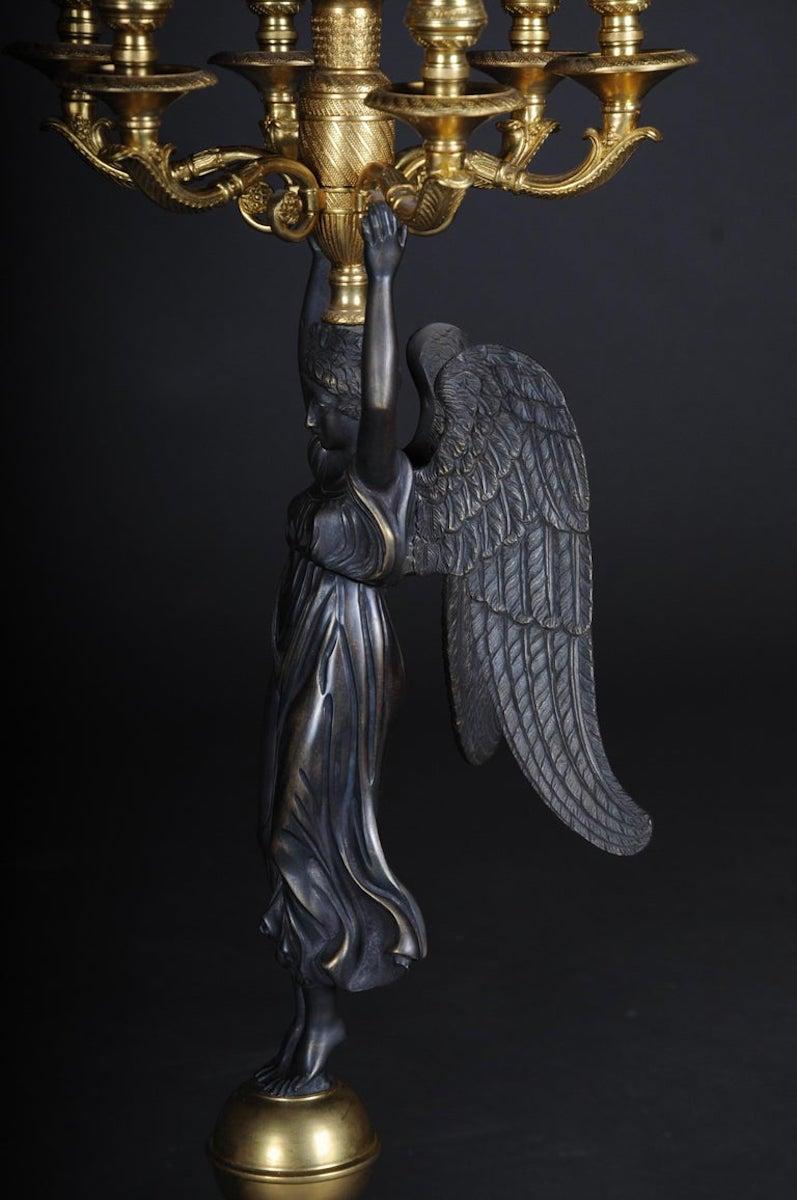 Paire de candélabres/bougeoirs de style Empire en bronze d'après P. Thomire en vente 10
