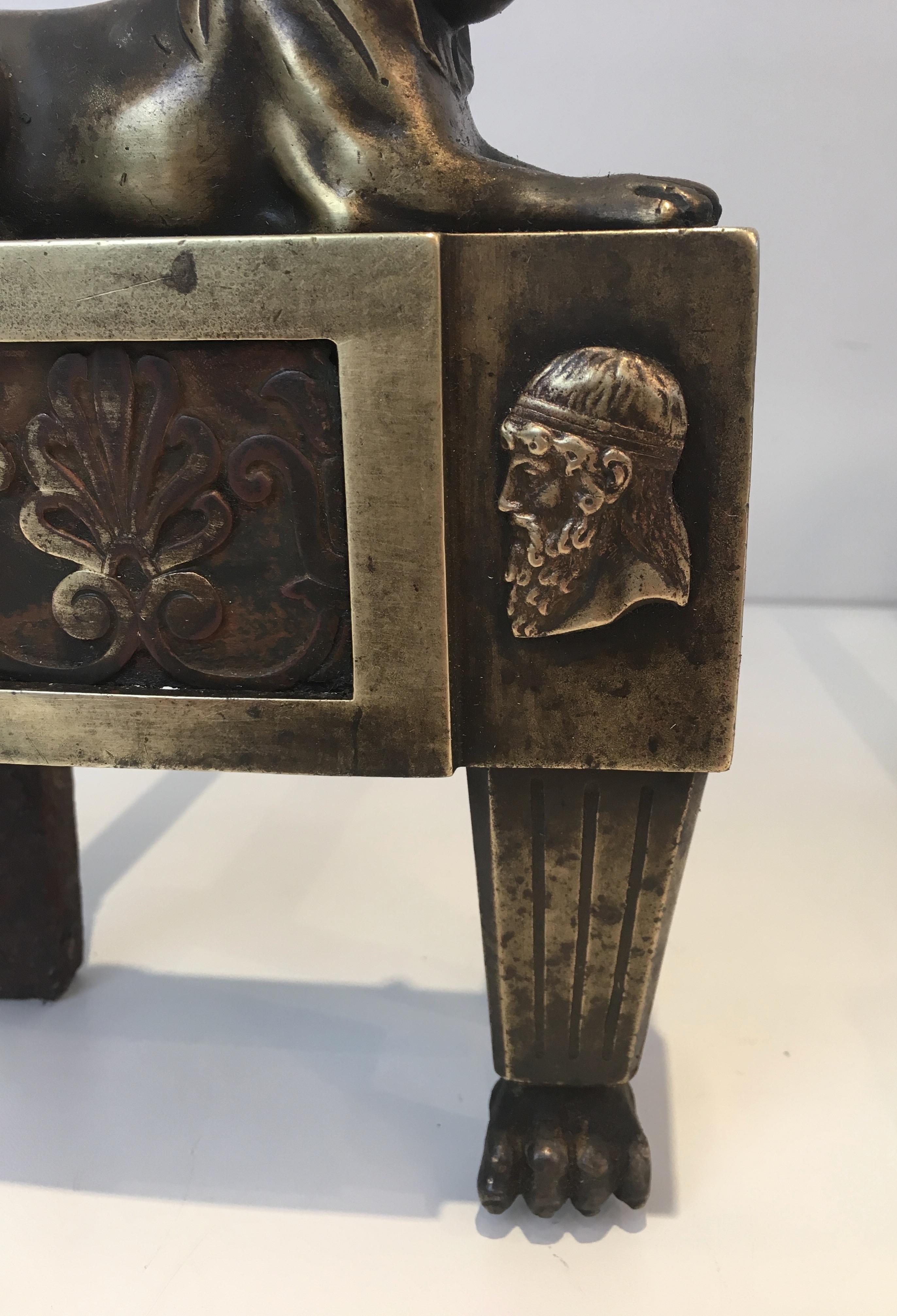 Paar Bronze-Andirons mit Löwen aus der Empirezeit:: französisch:: um 1850 im Angebot 10