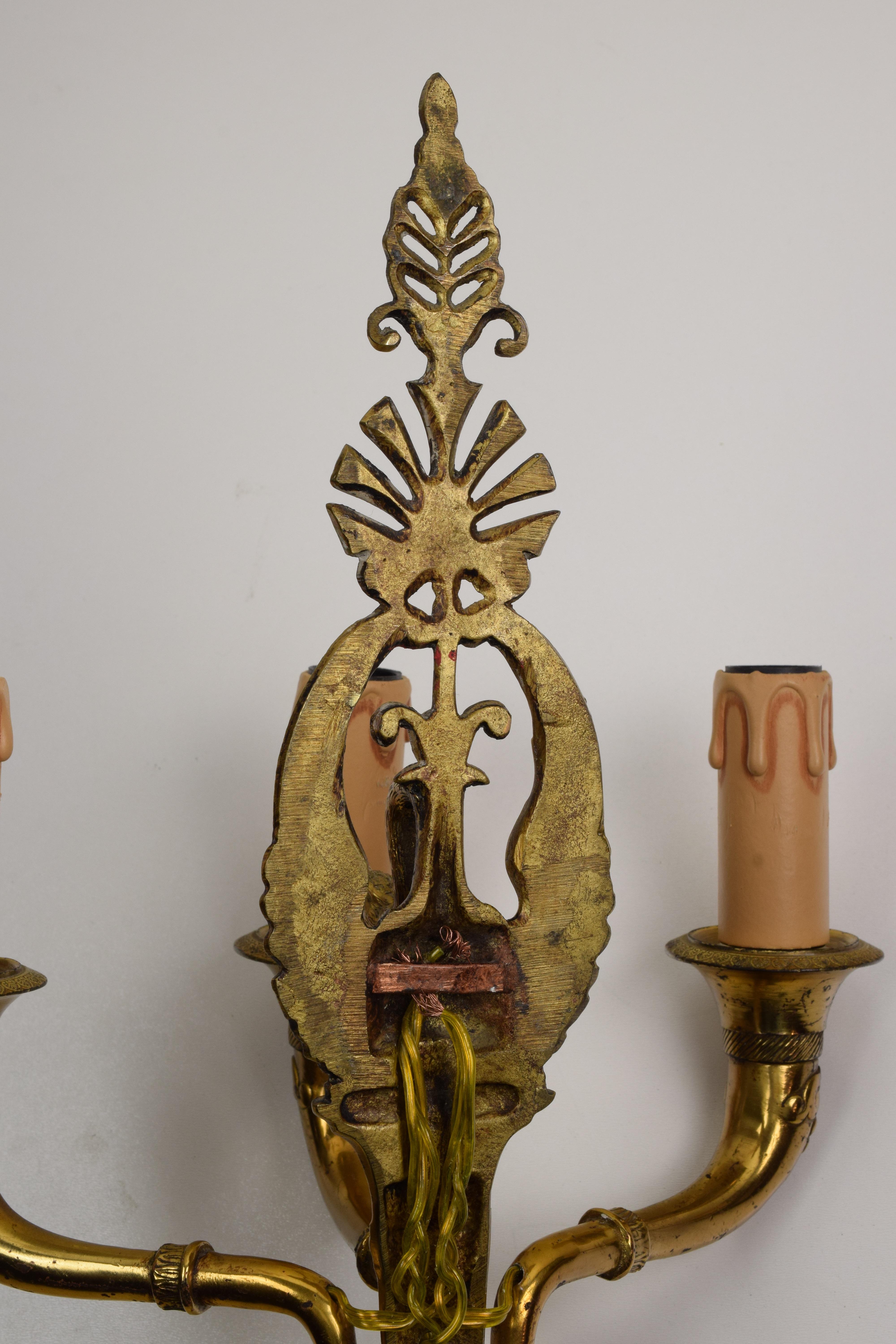 Pareja de Apliques Imperio en Bronce Dorado con Tres Luces, Principios del Siglo XX en venta 5