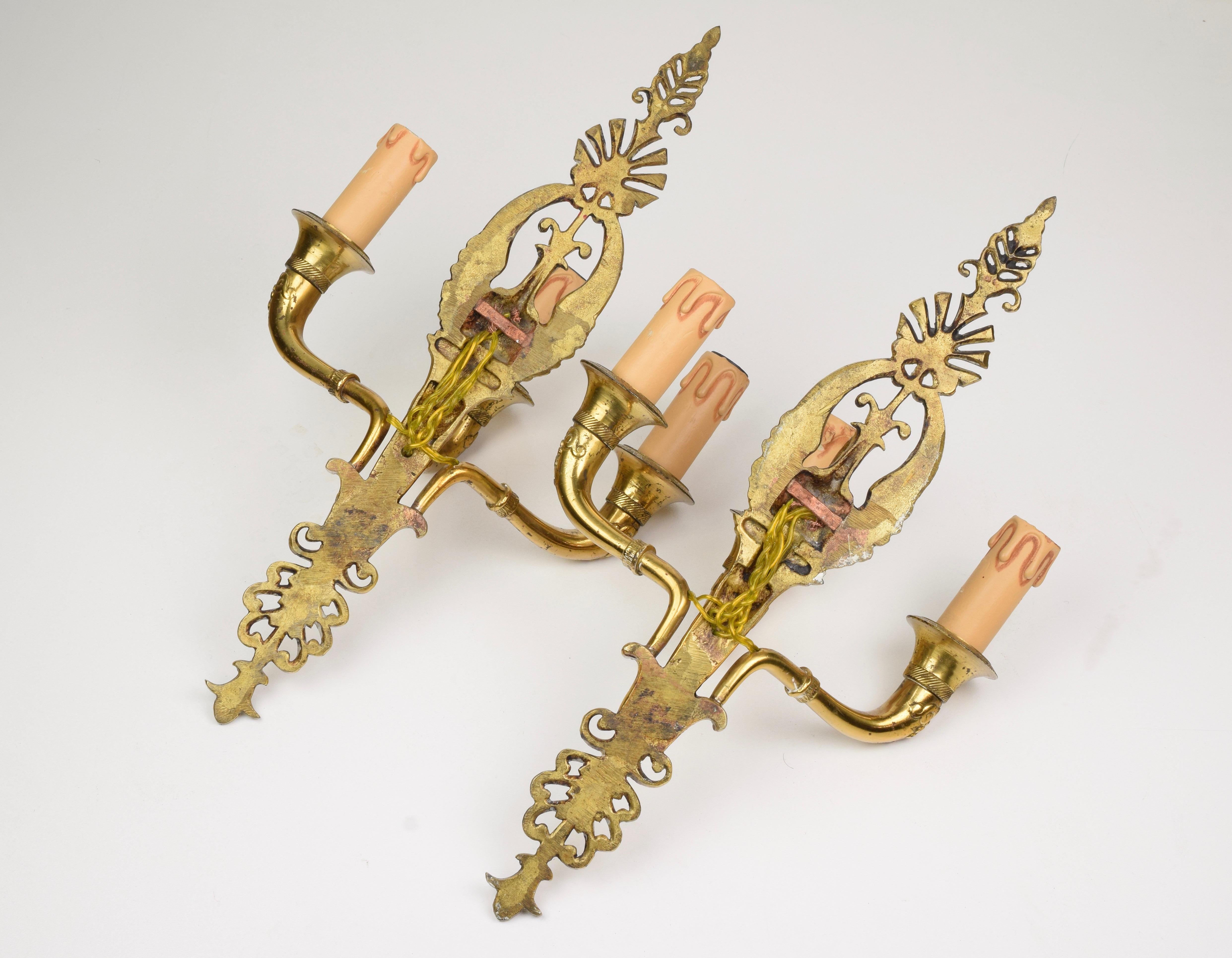 Pair of Empire Sconces in Gilded Bronze with Three Lights, Early 20th Century For Sale 6