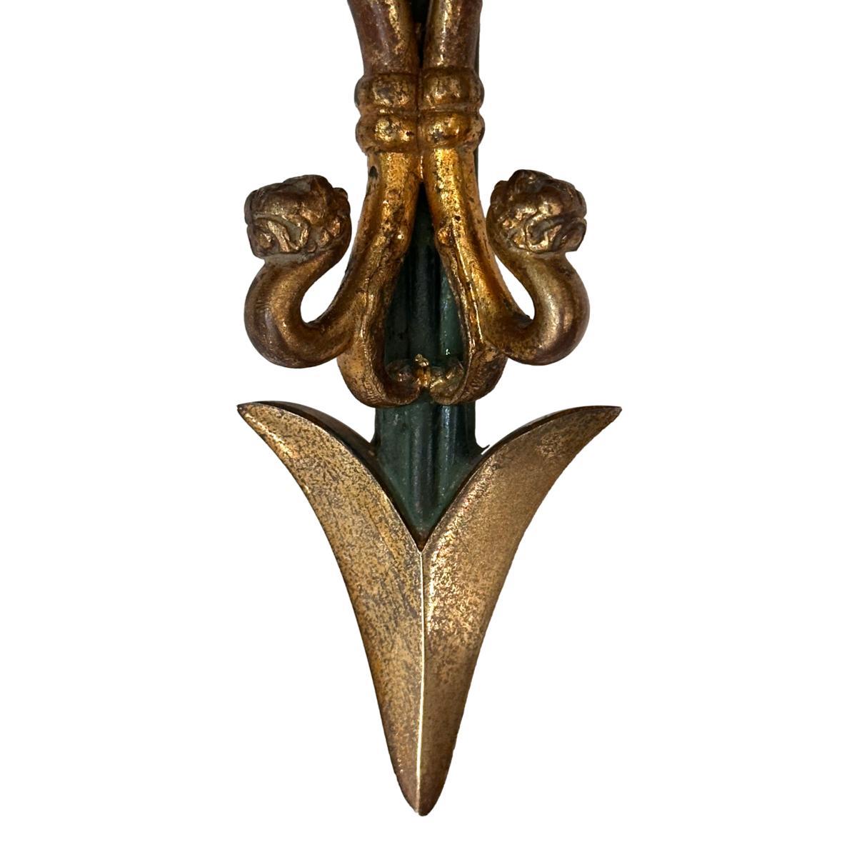 Pair of circa 1920's French arrow sconces with original finish.

Measurements:
Height: 20