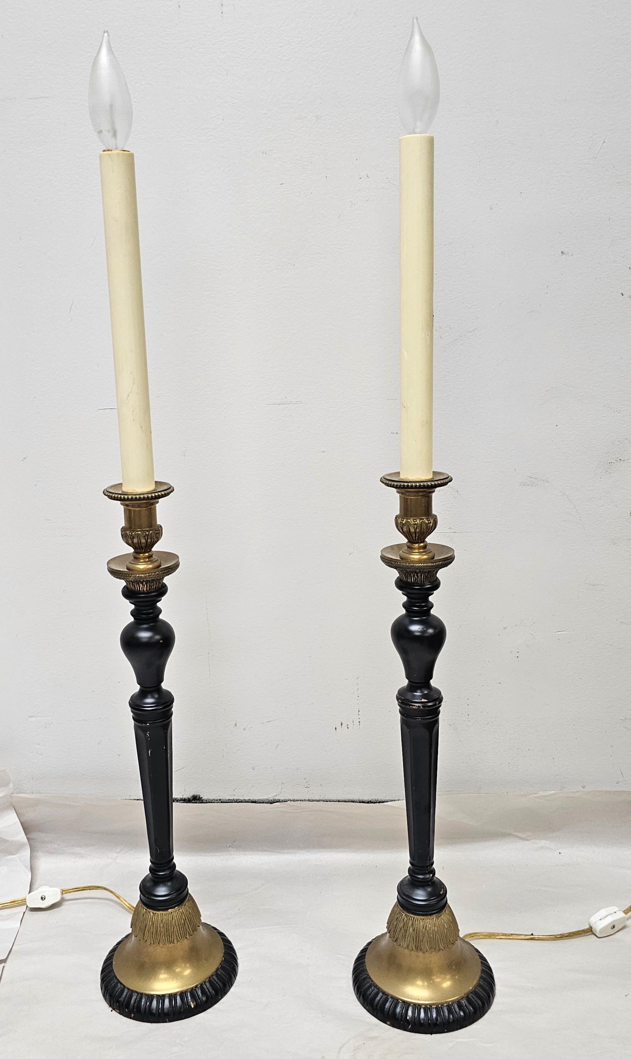 Paar Empire-Stil Messing und ebonisiert Kerzenständer Buffet-Lampen im Angebot 1