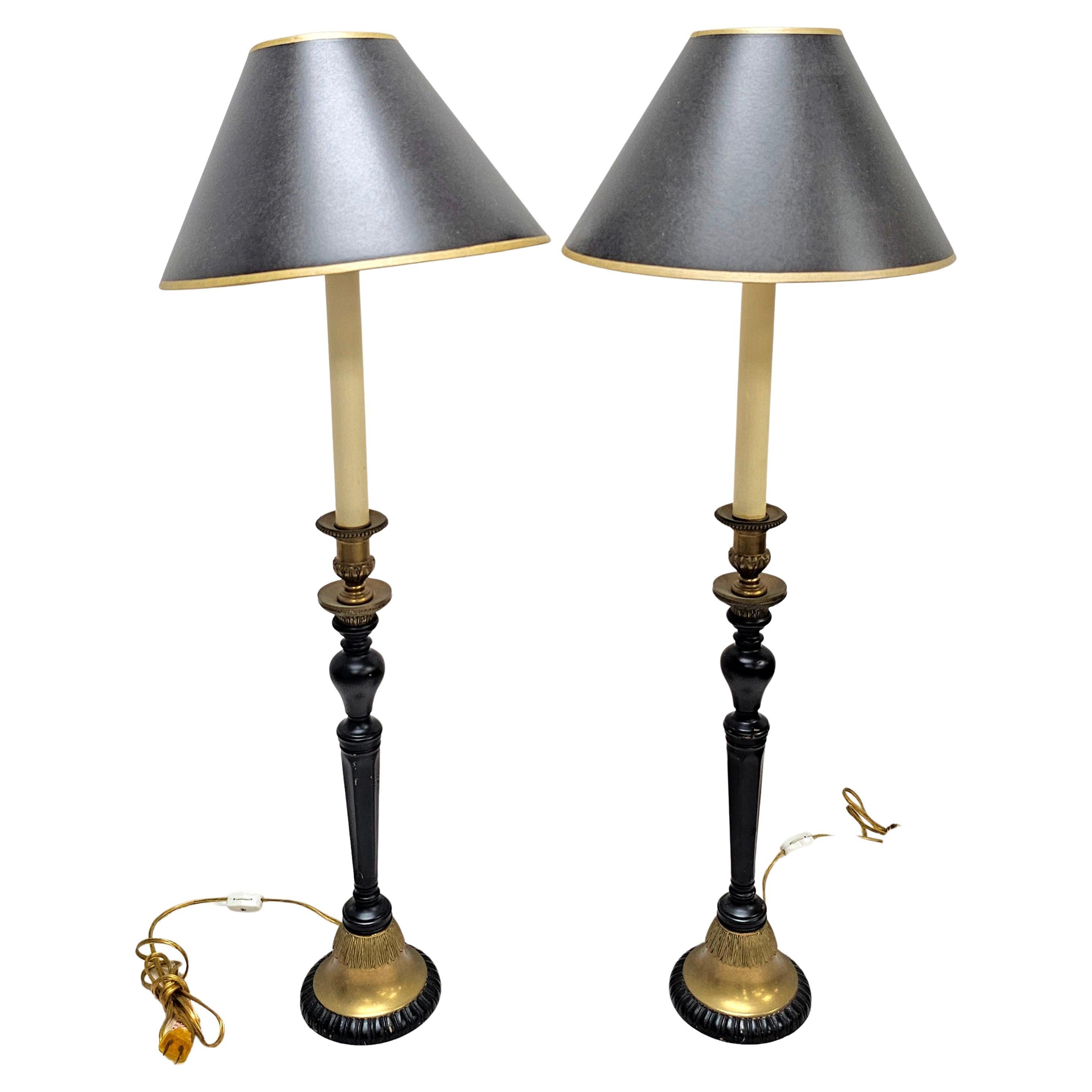 Paar Empire-Stil Messing und ebonisiert Kerzenständer Buffet-Lampen im Angebot