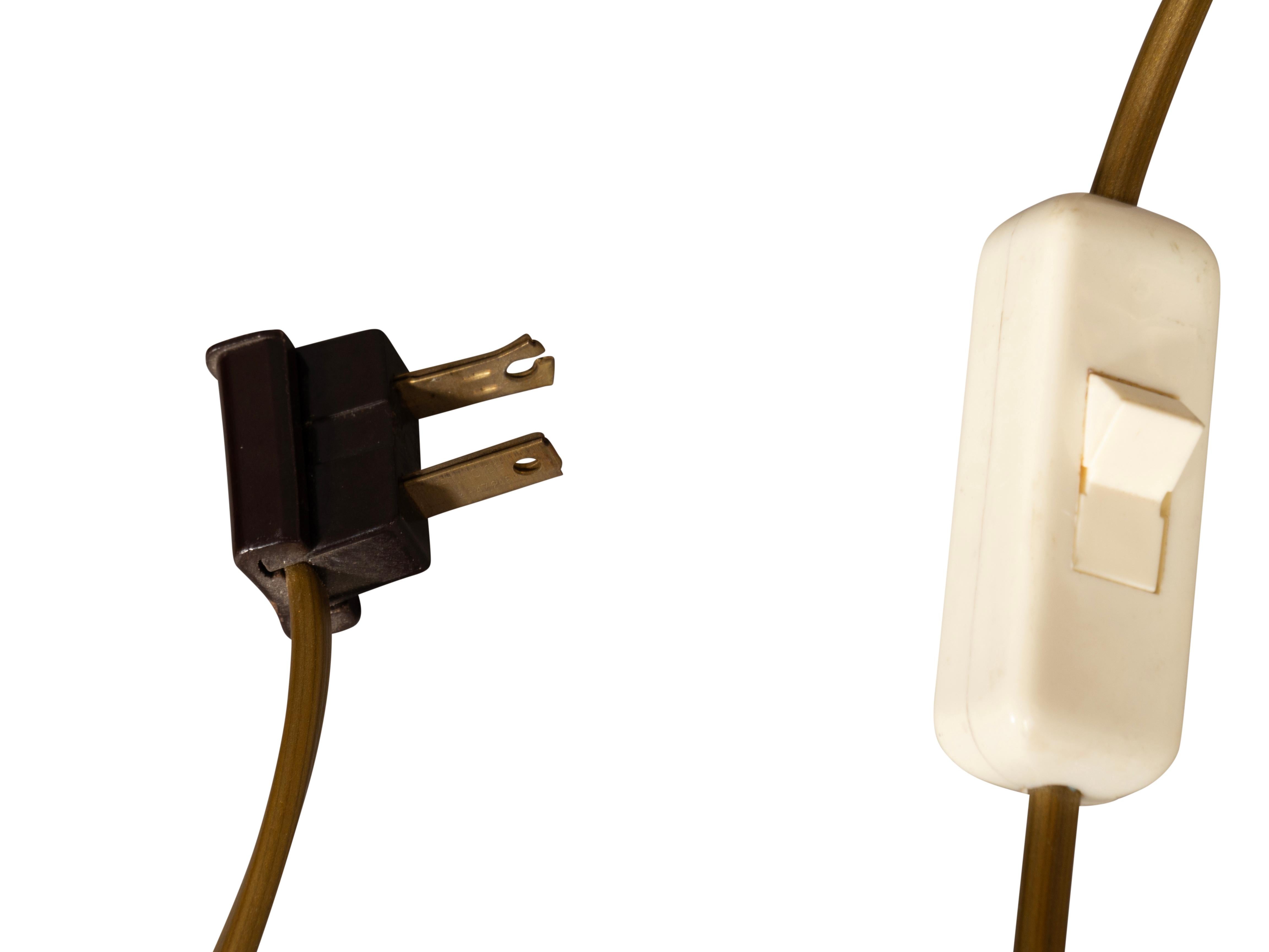 Coppia di lampade da tavolo in bronzo in stile impero in vendita 4