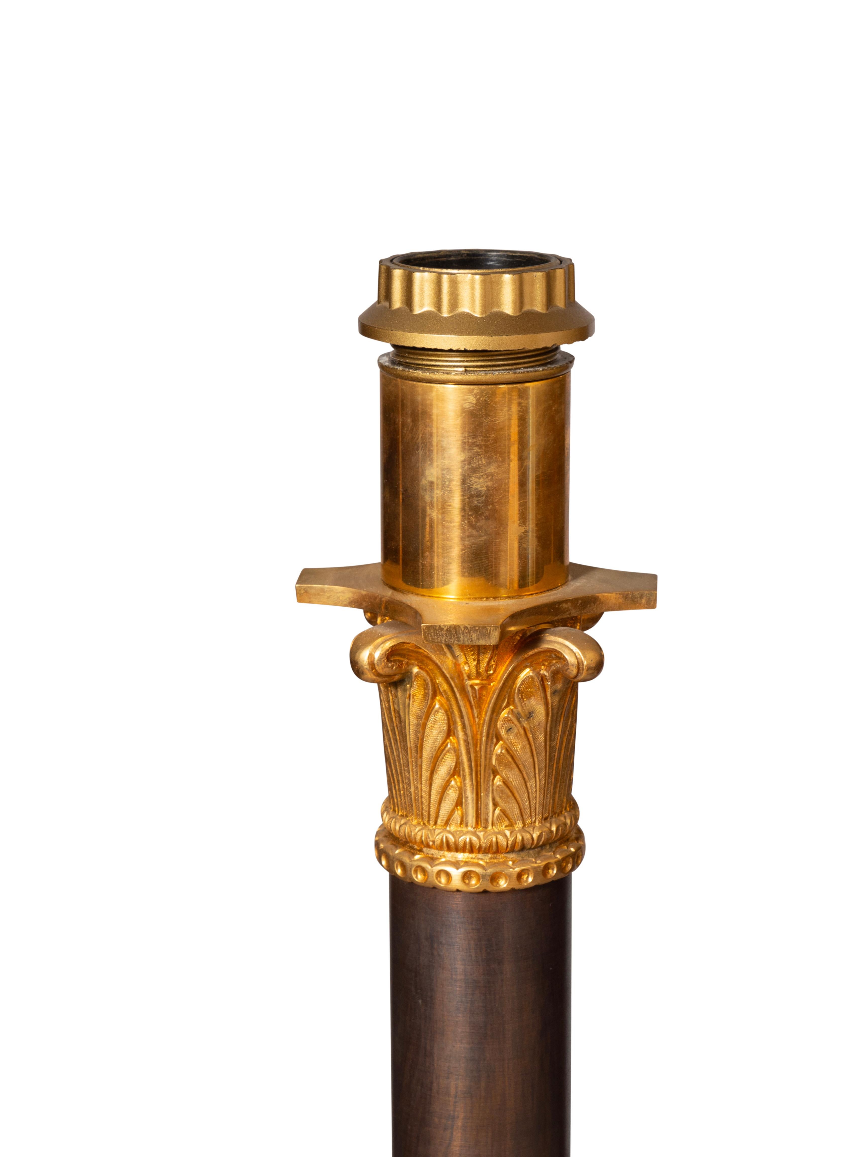 Coppia di lampade da tavolo in bronzo in stile impero in vendita 2
