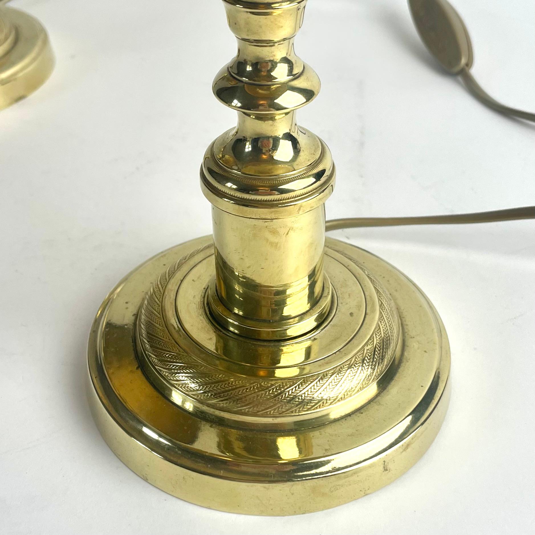 Paire de lampes de table en bronze de style Empire, France, début du 19e siècle en vente 3