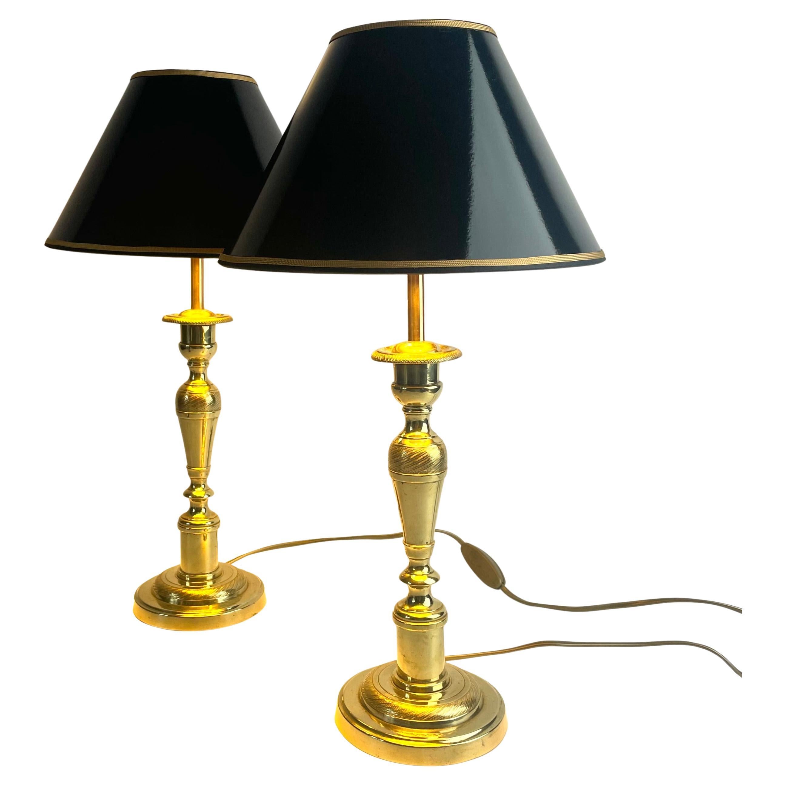 Paire de lampes de table en bronze de style Empire, France, début du 19e siècle