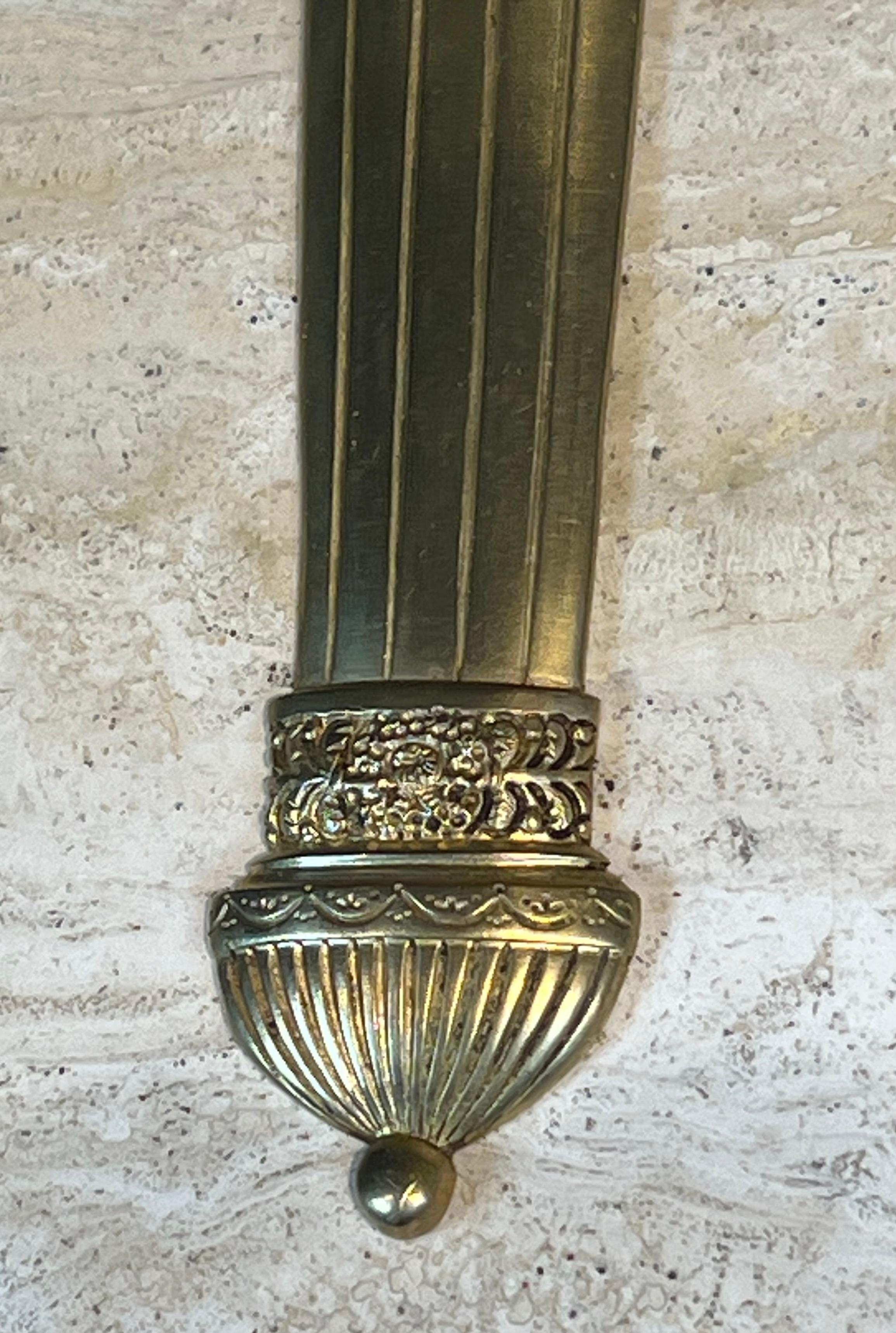 Coppia di luci da parete in bronzo in stile impero, modello Faretra in vendita 3