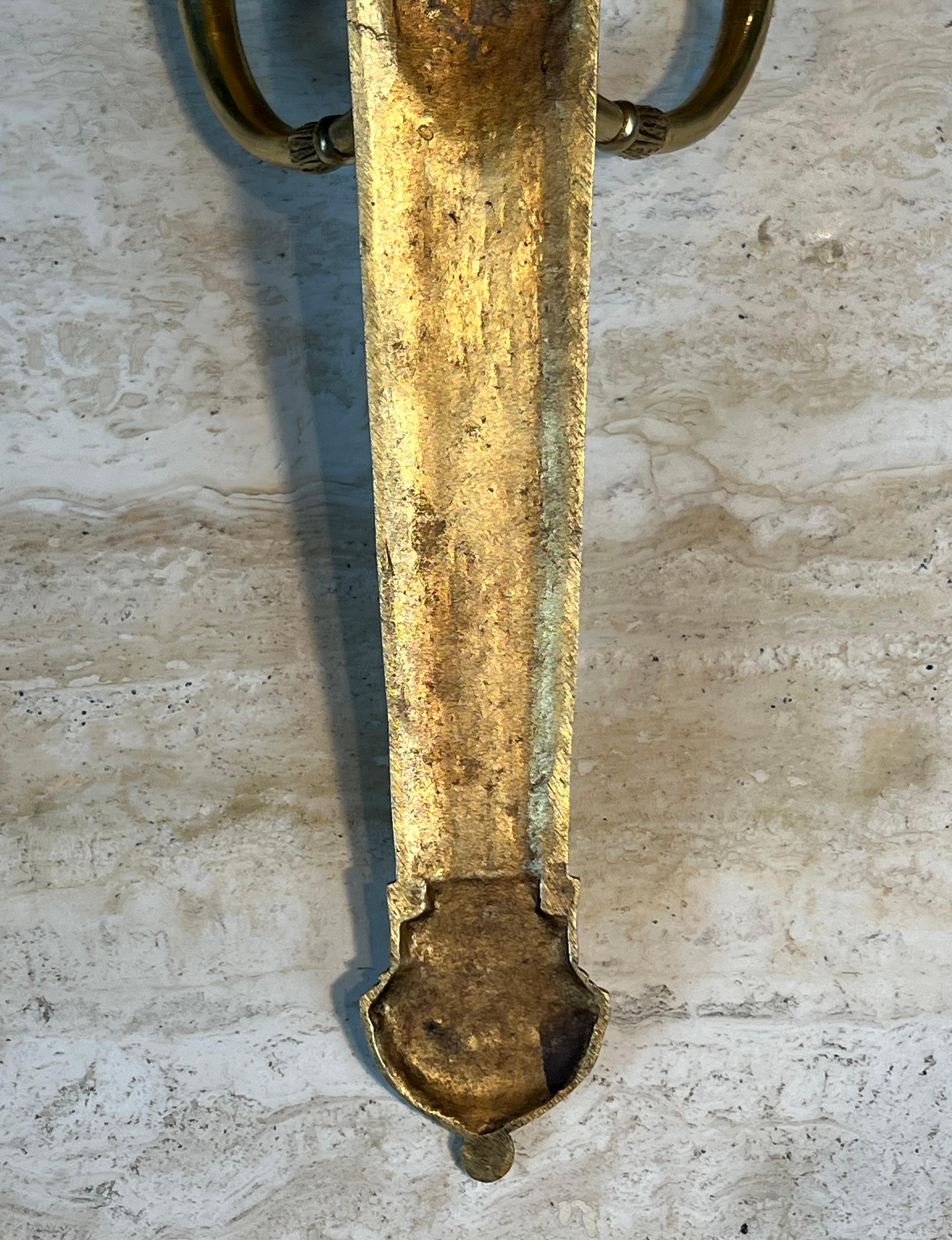 Coppia di luci da parete in bronzo in stile impero, modello Faretra in vendita 9